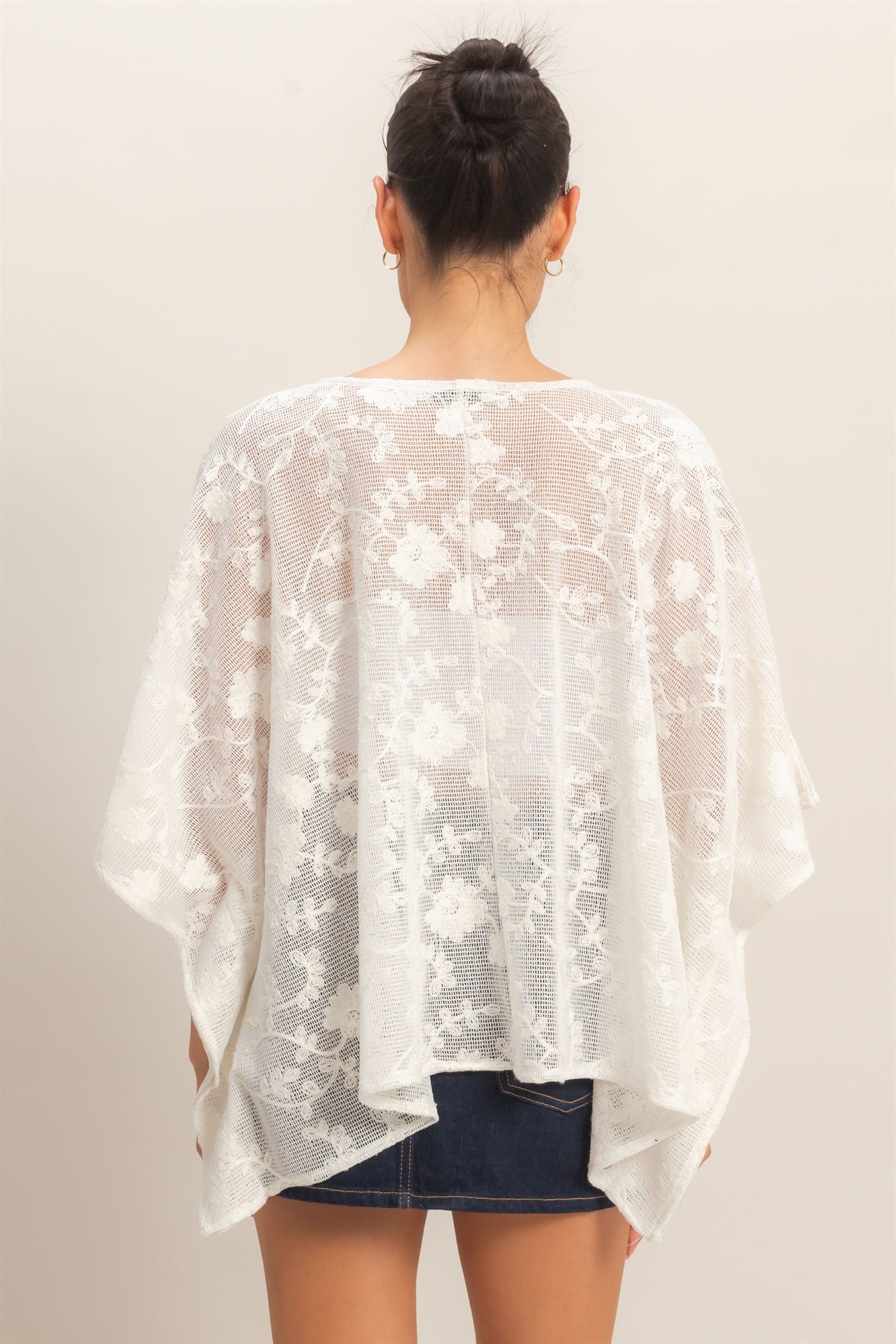 Wholesale Floral Lace Cover-Up Clothing Tops HF26C196 WHITE HYFVE