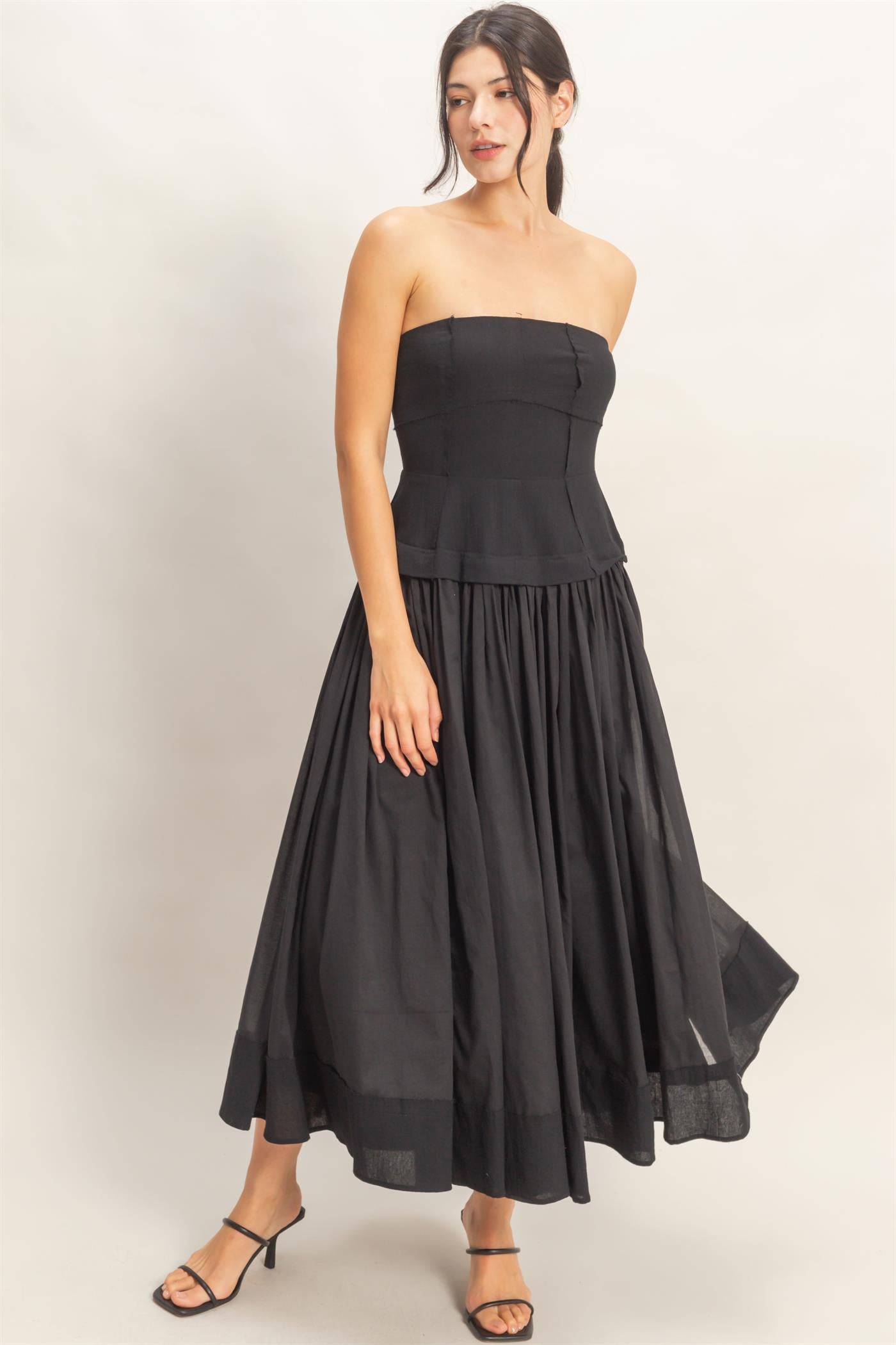 Wholesale Strapless Tiered Maxi Dress Dresses HF26A570 BLACK HYFVE