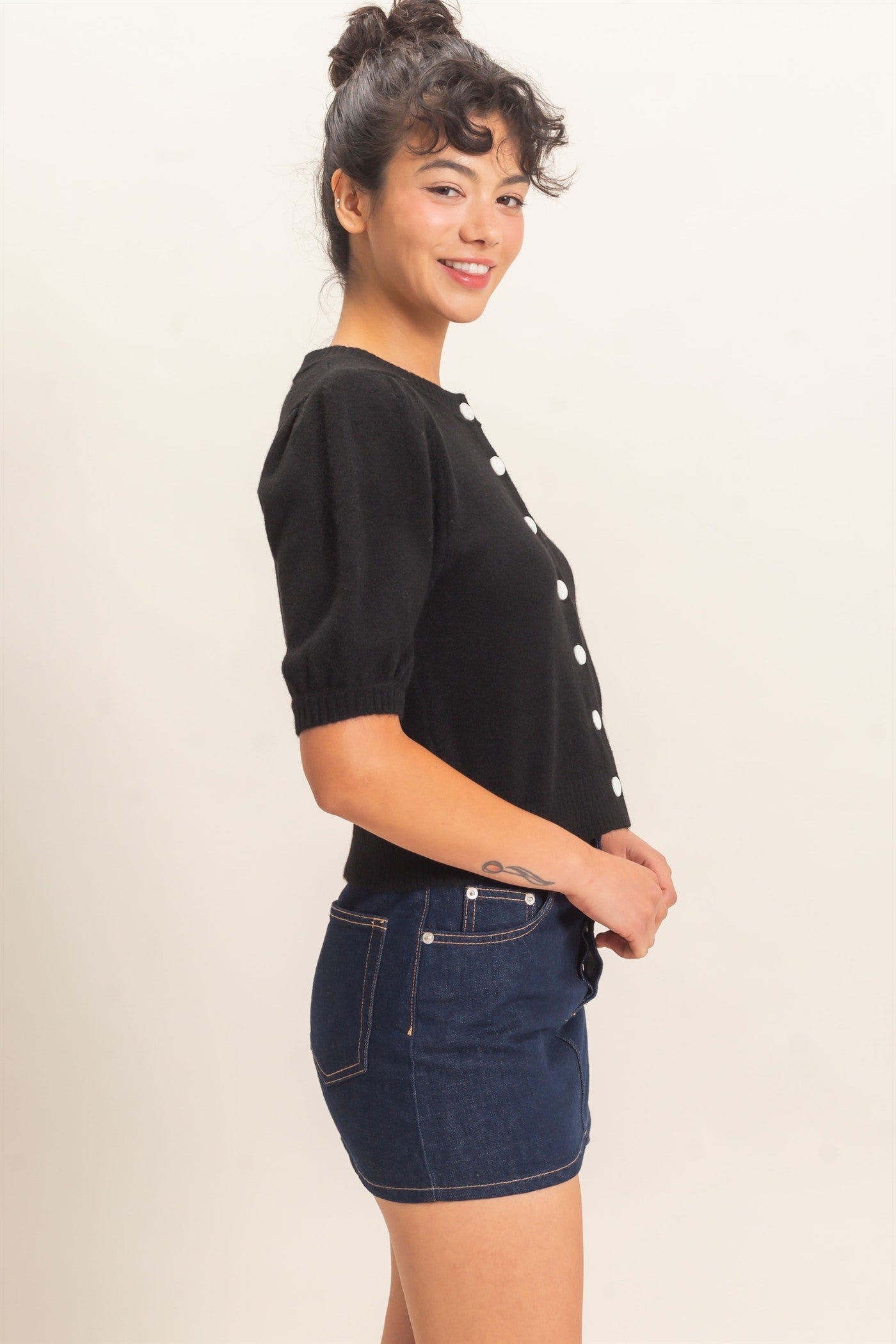 Wholesale Button Front Puff Short Sleeve Cardigan Cardigans DZ26C960 BLACK DOUBLE ZERO