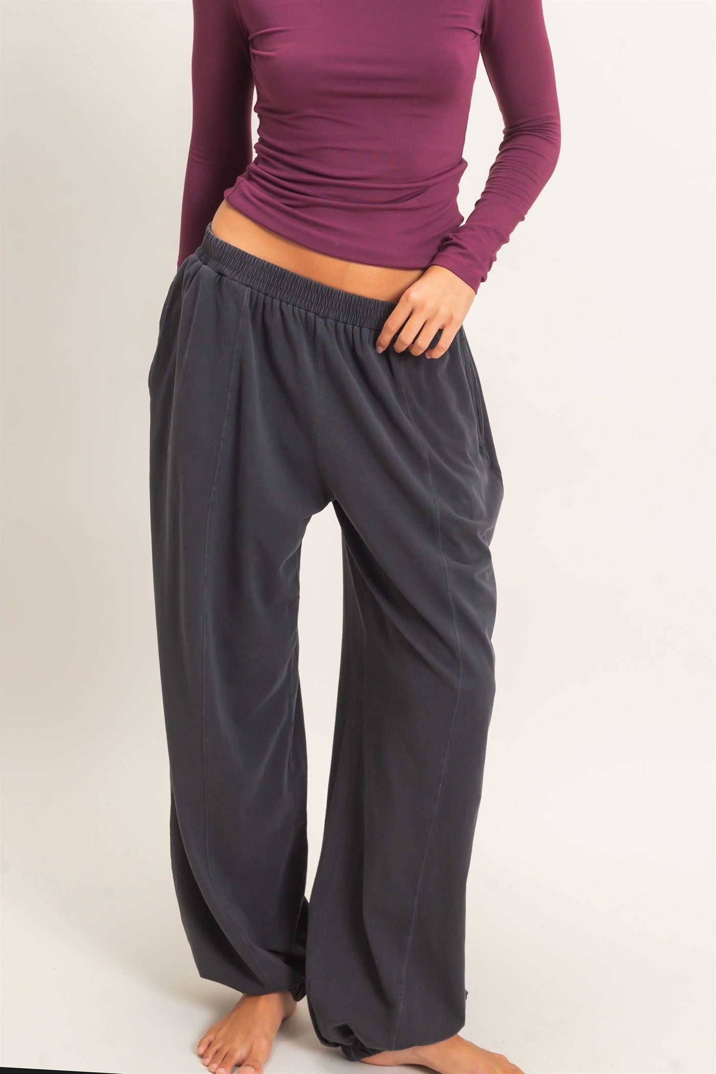 Wholesale Mineral Wash Elastic Waist Jogger Pants Joggers DZ26F405 BLACK DOUBLE ZERO