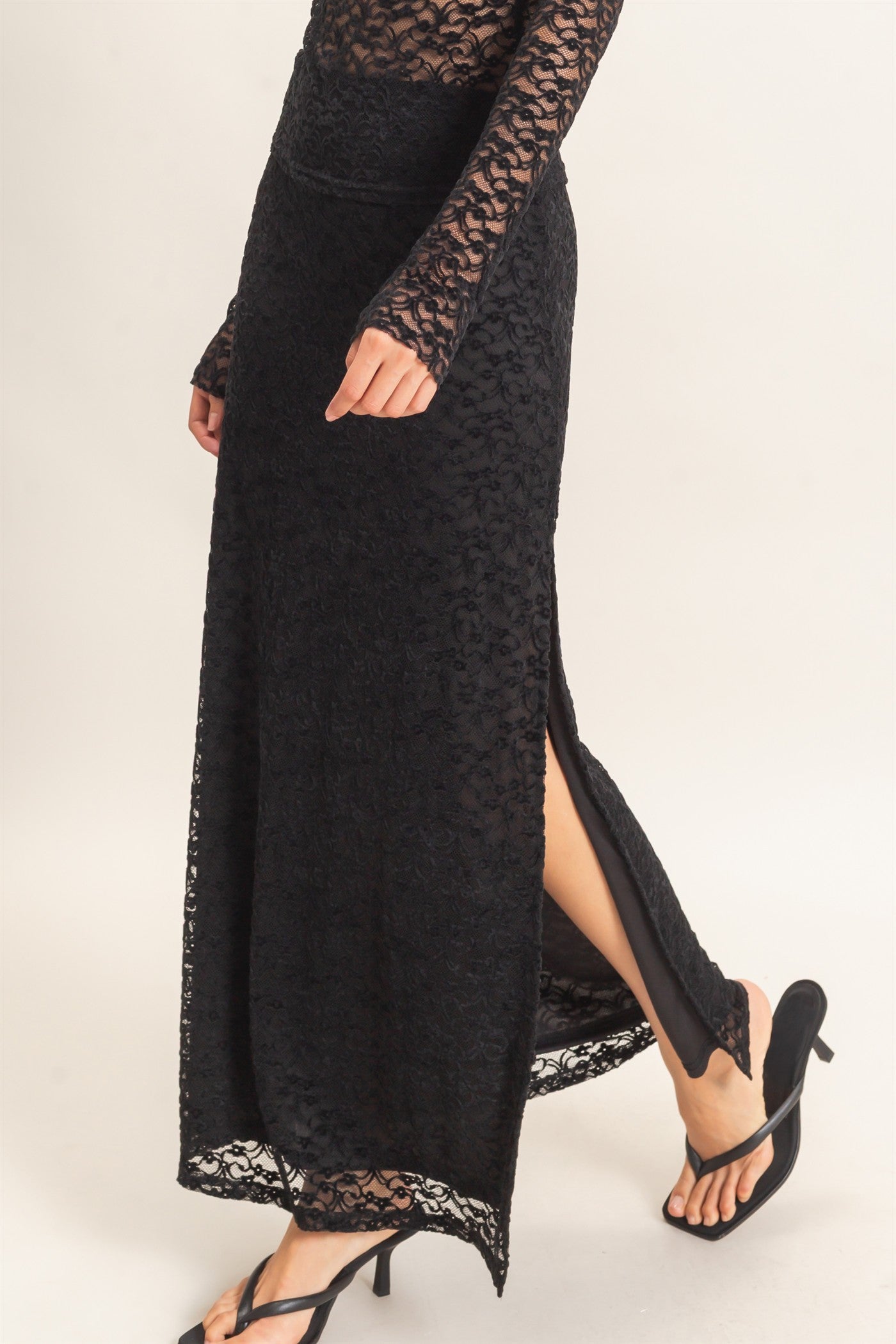 Wholesale Velvet Lace Maxi Skirt Skirts HF26E702 BLACK HYFVE