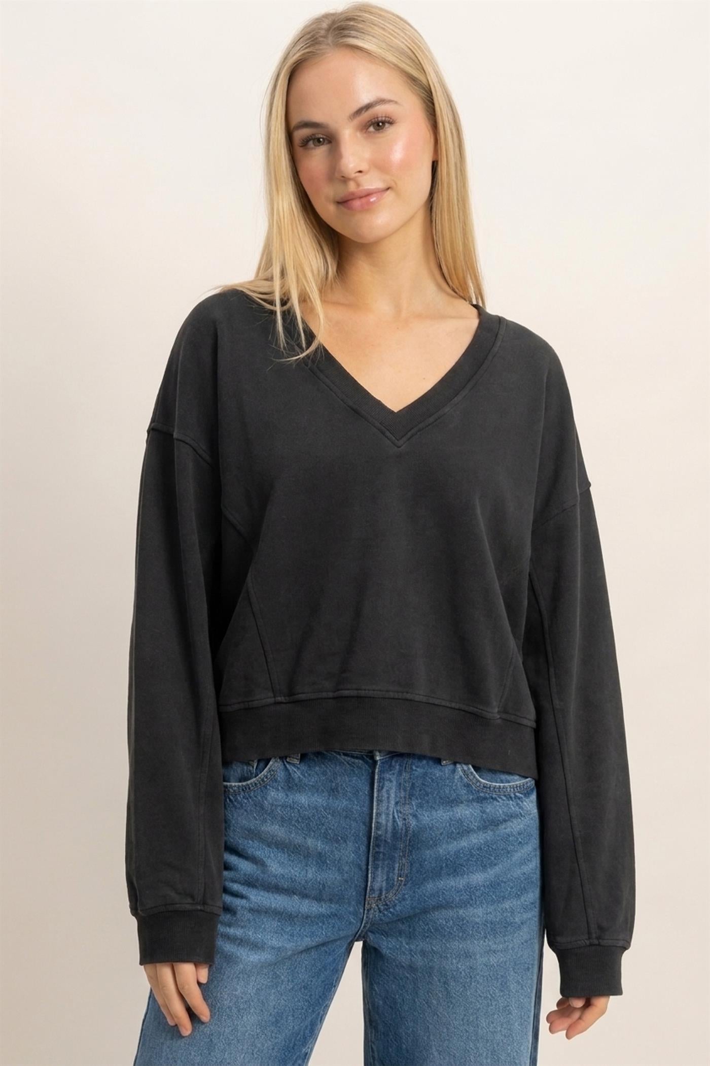 Wholesale Snow Wash V-Neck Sweatshirt Sweatshirts DZ26C844 BLACK DOUBLE ZERO