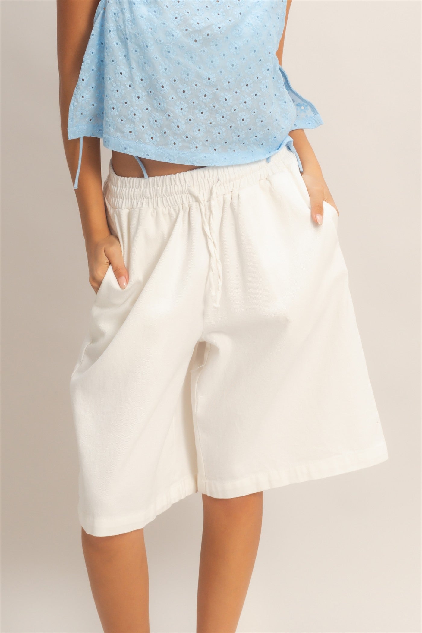 Wholesale Elastic Waistband Shorts Shorts HF26E445 OFF WHITE HYFVE