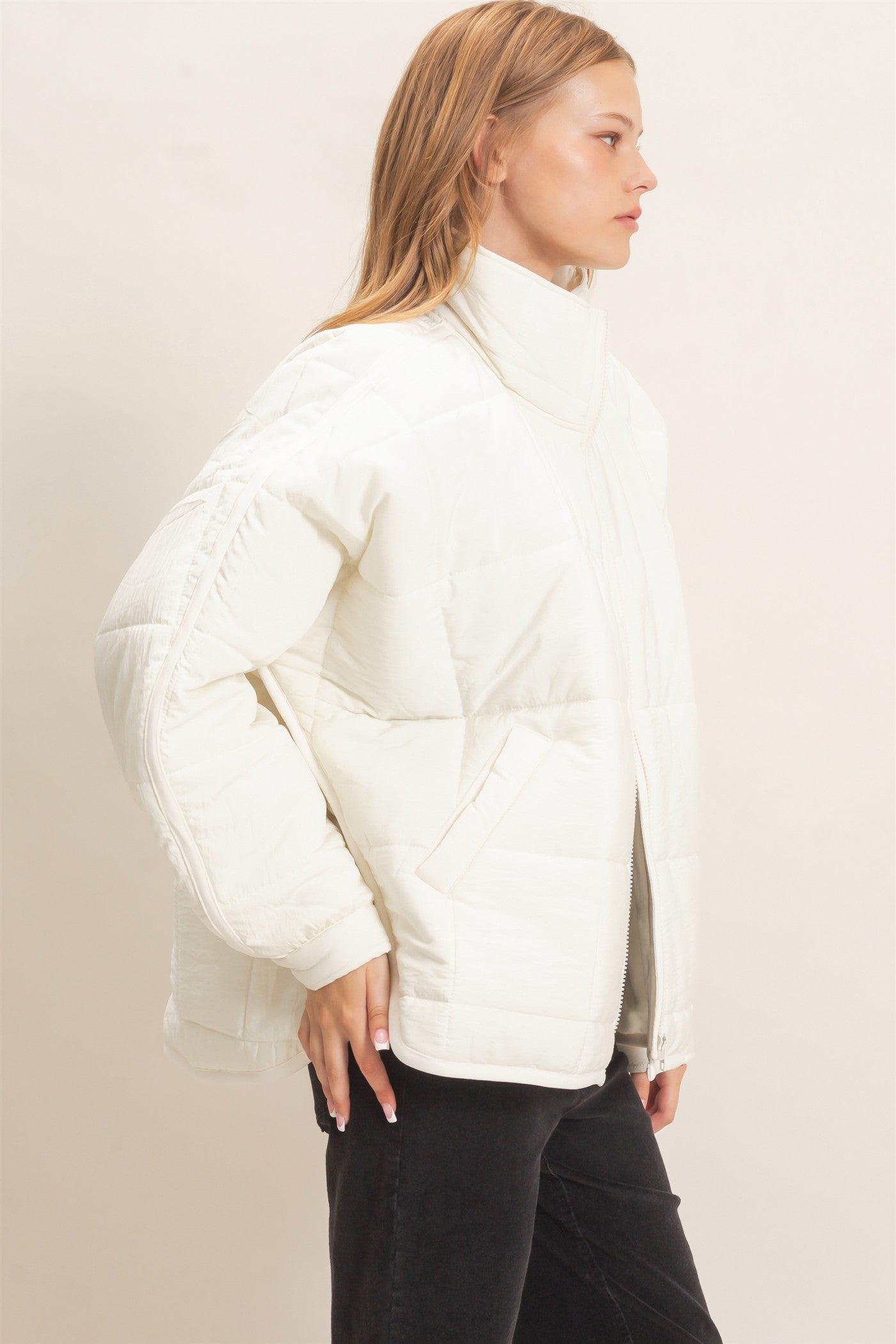 Wholesale Quilted Mock Neck Zip-Up Puffer Jacket Coats & Jackets HF26C865 IVORY HYFVE