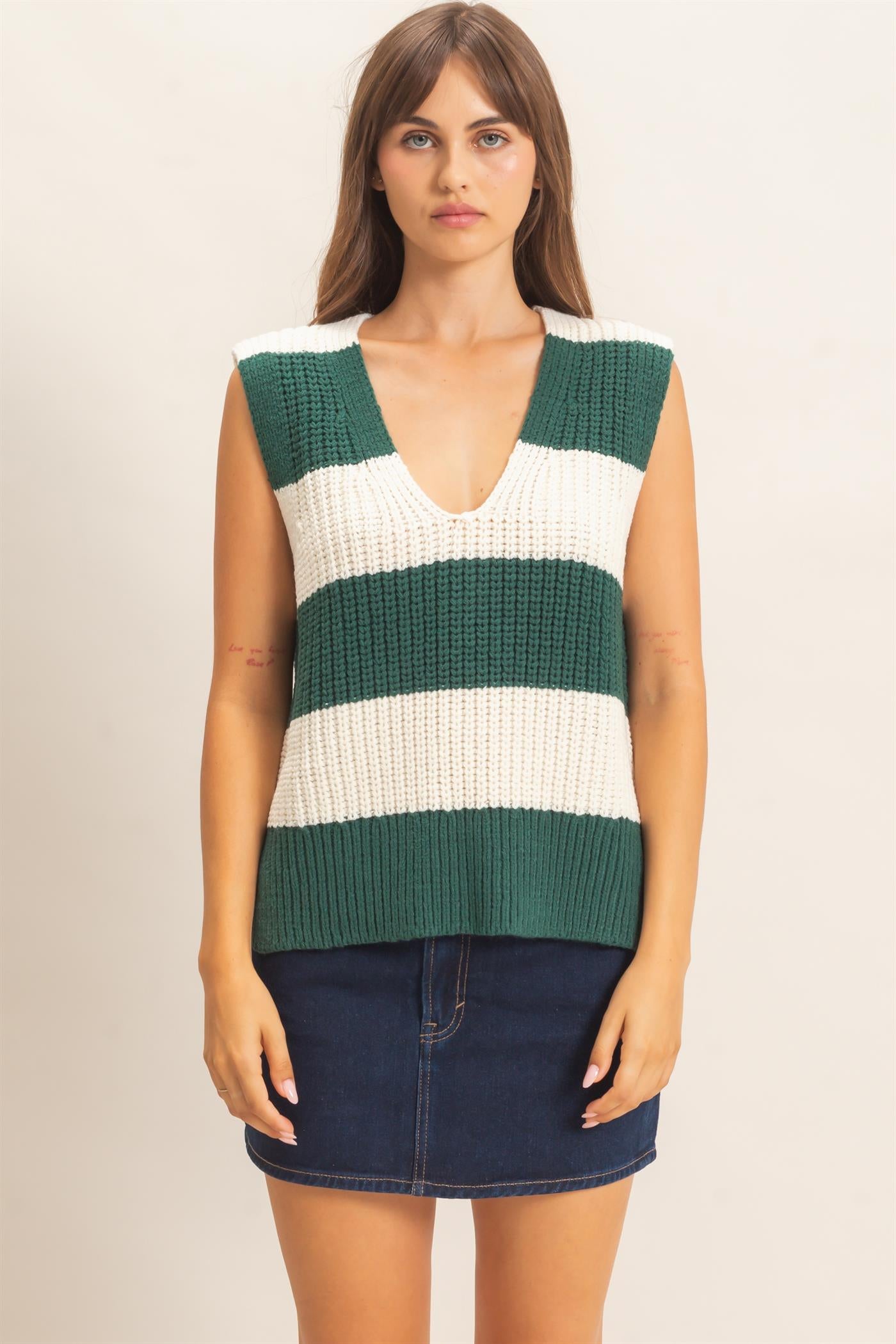 Wholesale V-Neck Striped Sweater Vest Sweaters HF26E482-D GREEN HYFVE