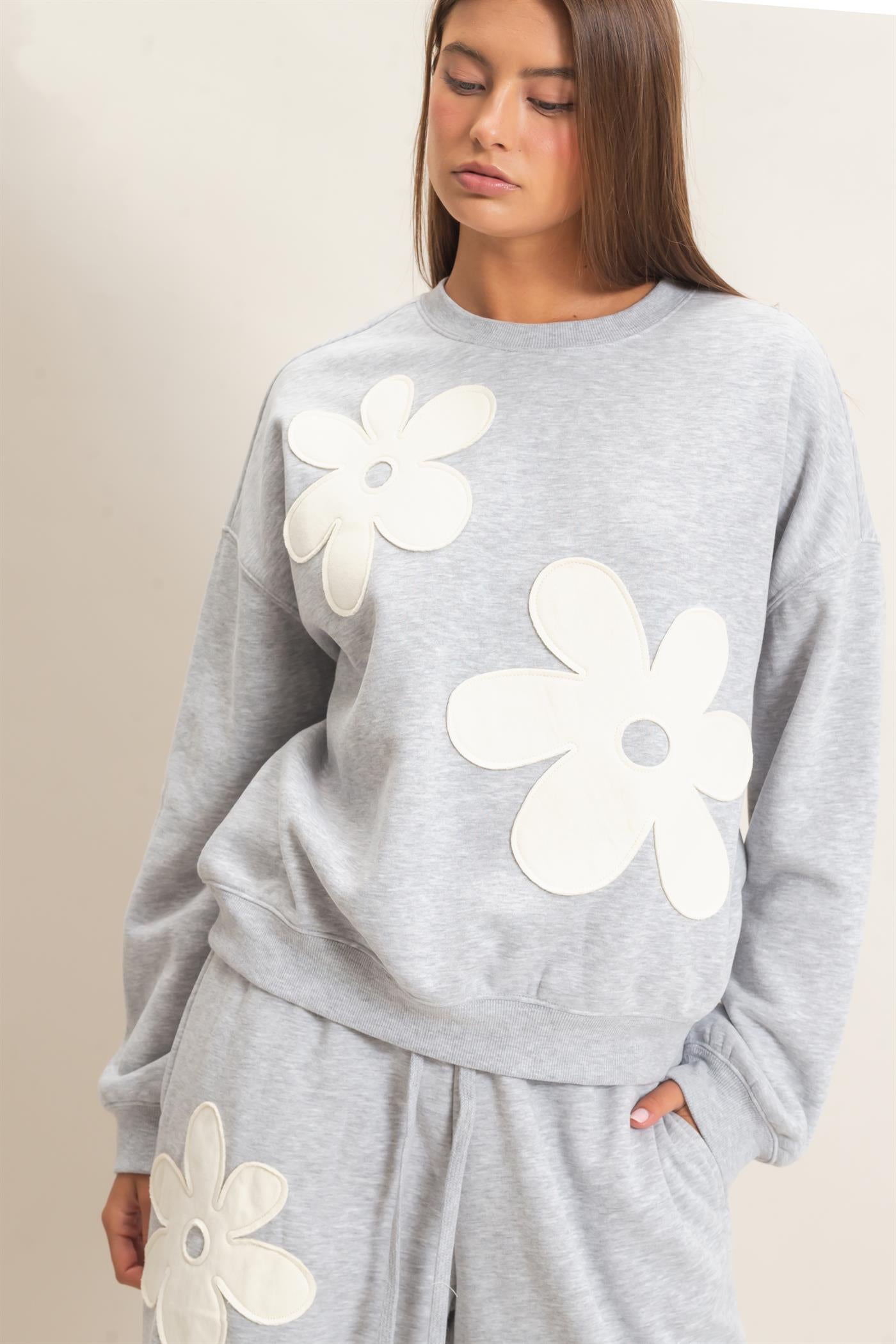 Wholesale Floral Applique Crew Neck Sweatshirt Sweatshirts DZ26E708 HEATHER GRAY DOUBLE ZERO