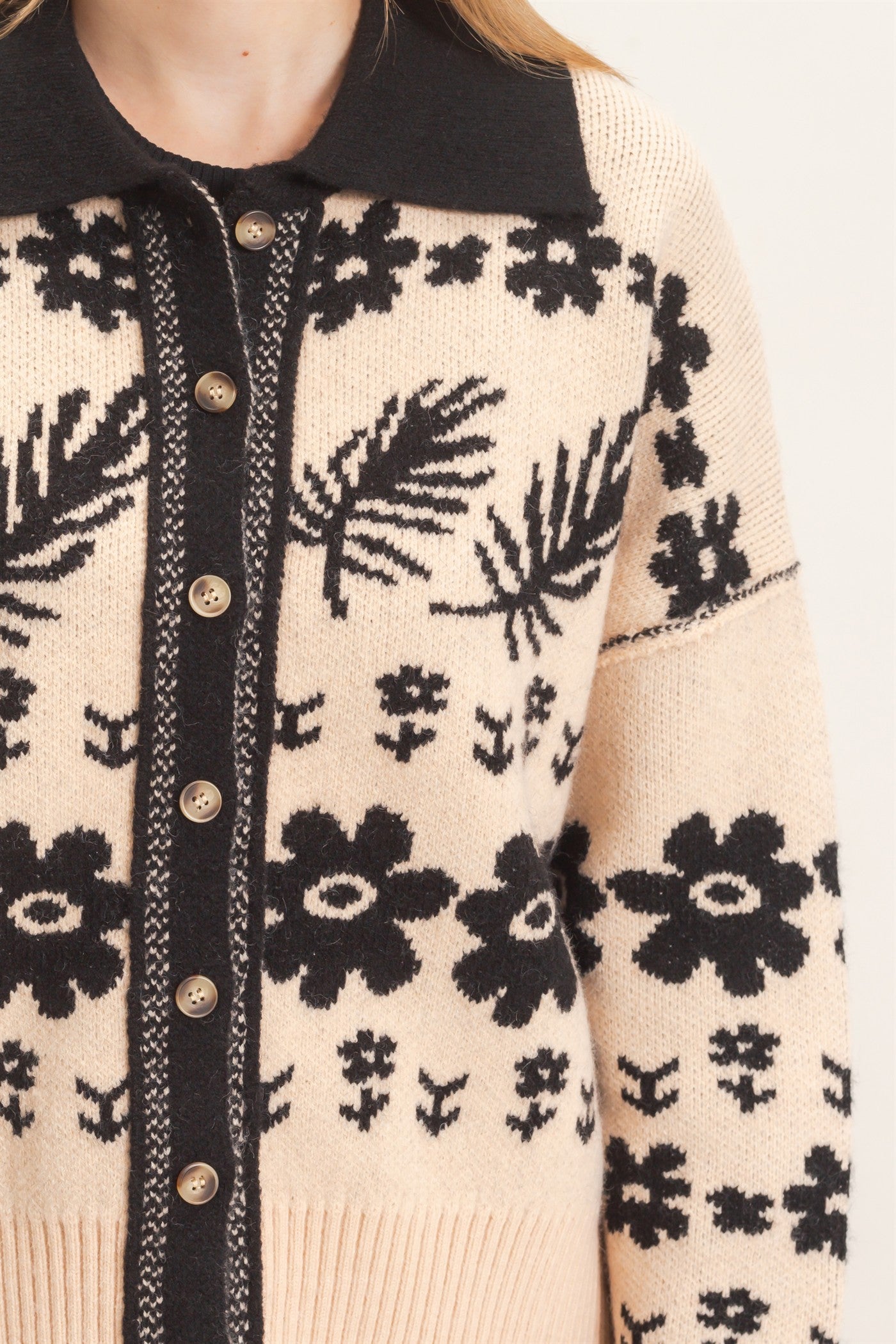 Wholesale Floral Jacquard Collared Cardigan Cardigans HF26E885 SAND HYFVE