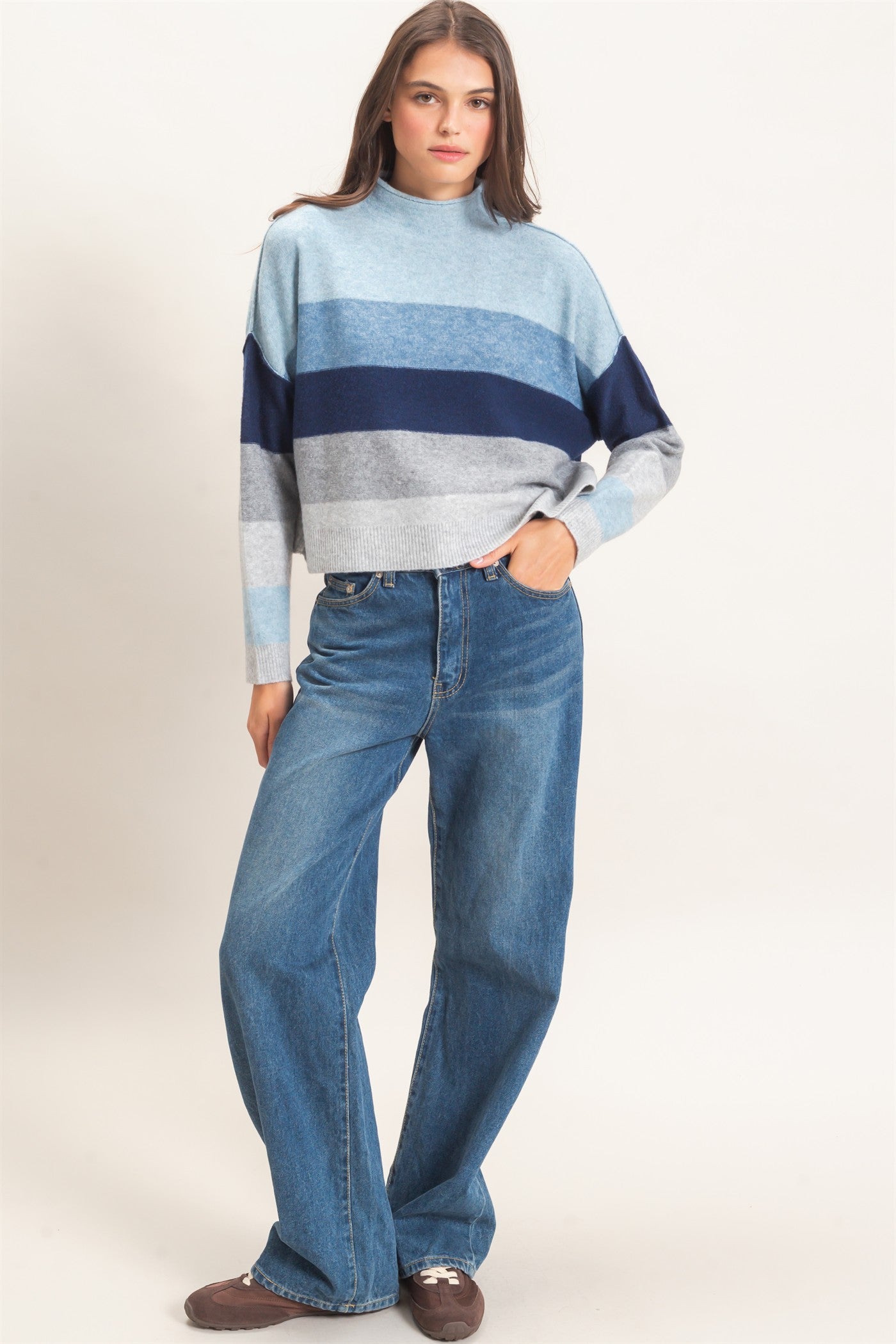 Wholesale Color Block Turtleneck Sweater Sweaters HF26E362 BLUE COMBO HYFVE