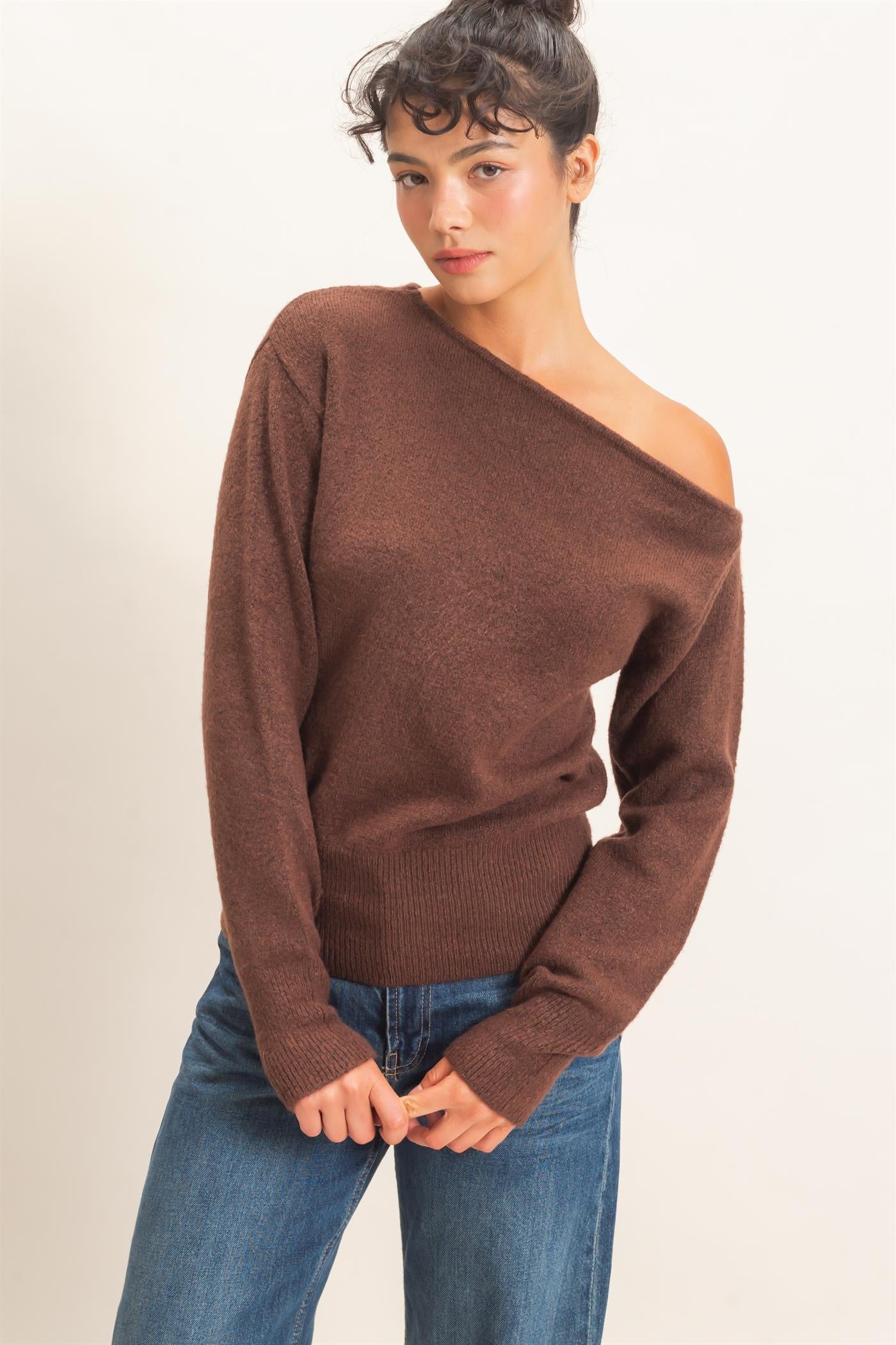 Wholesale Off The Shoulder Sweater Top Sweaters DZ26F290 DARK BROWN DOUBLE ZERO