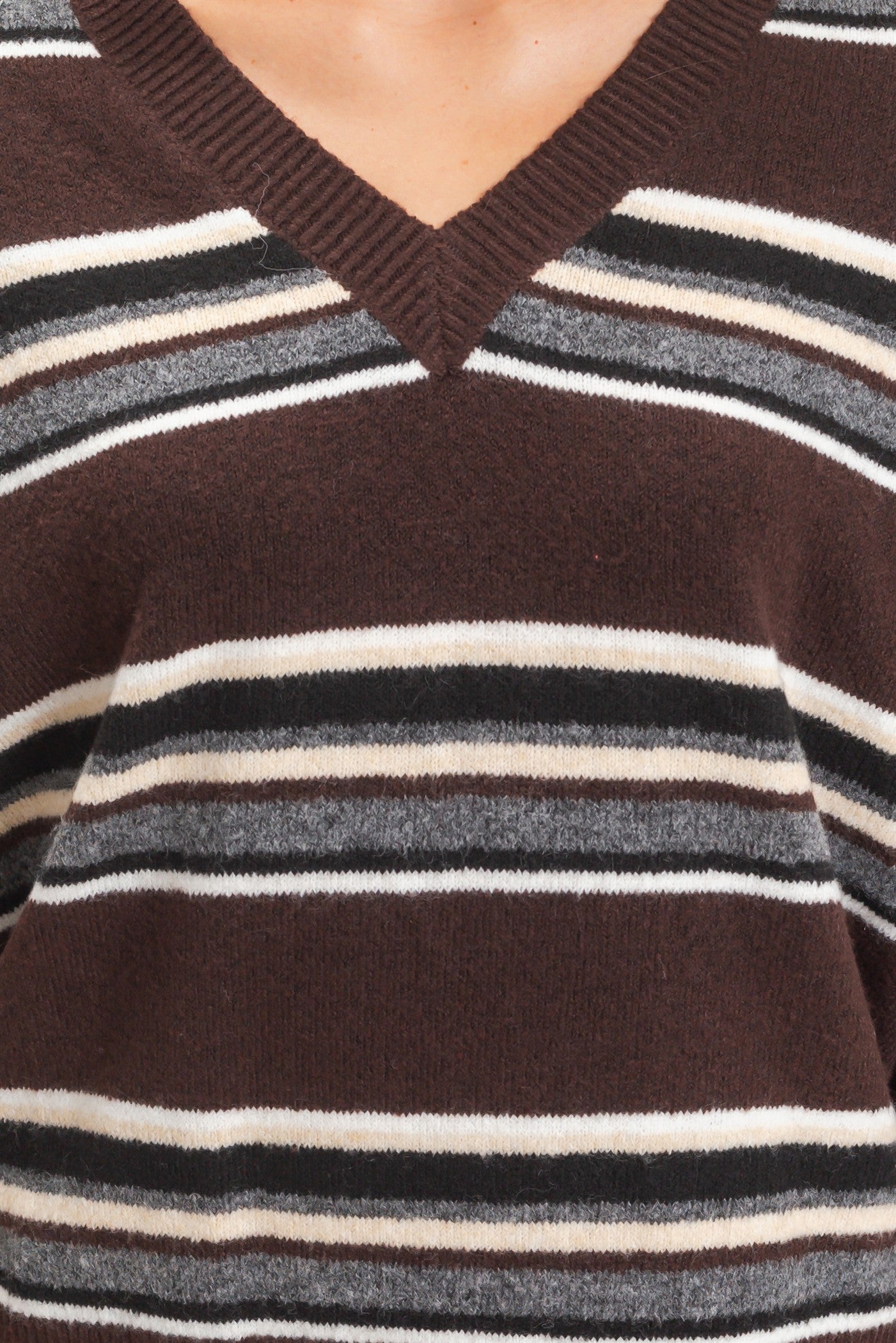 Wholesale V-Neck Striped Sweater Sweaters HF26E476 DARK BROWN HYFVE