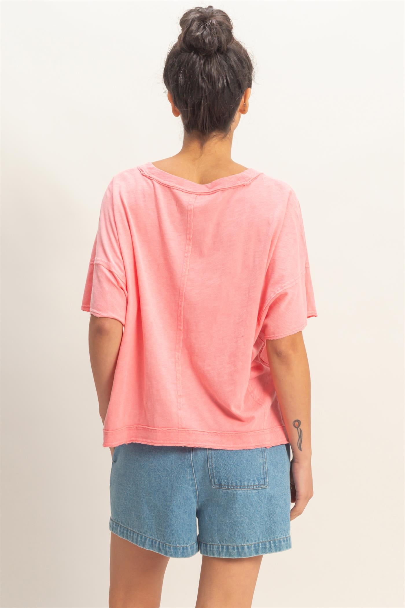 Wholesale Oversized V-Neck Short Sleeve Top Clothing Tops DZ26A032 TAFFY PINK DOUBLE ZERO