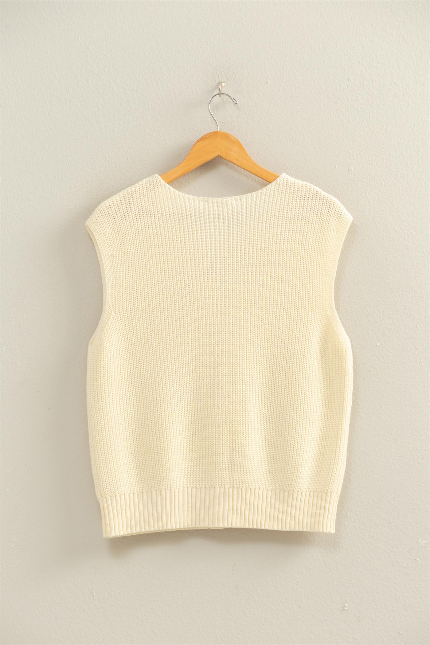 Wholesale Sleeveless Button-Up Ribbed Vest Sweaters DZ26A833 CREAM DOUBLE ZERO