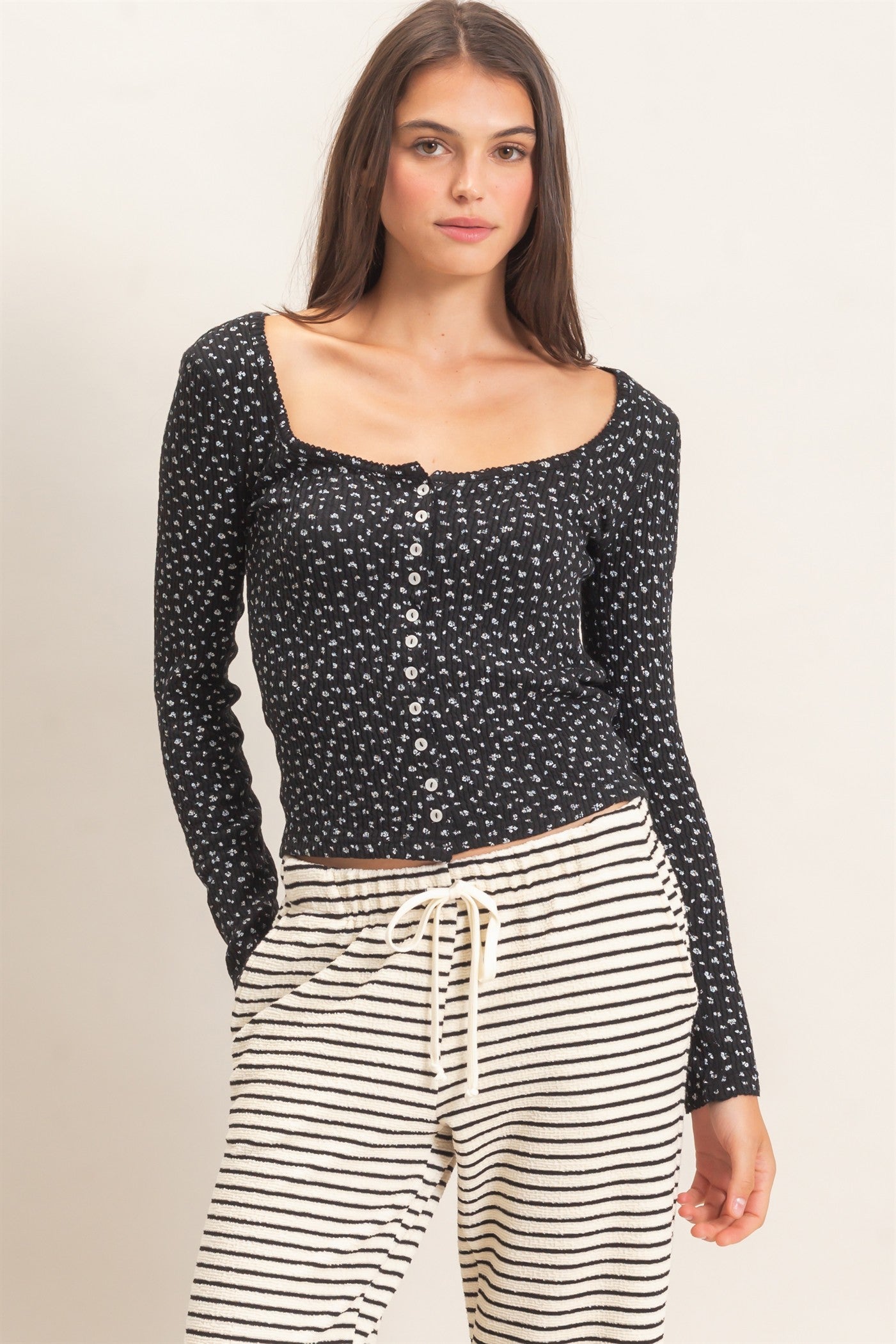 Wholesale Square Neck Button-Up Top Clothing Tops HF26E675 BLACK HYFVE