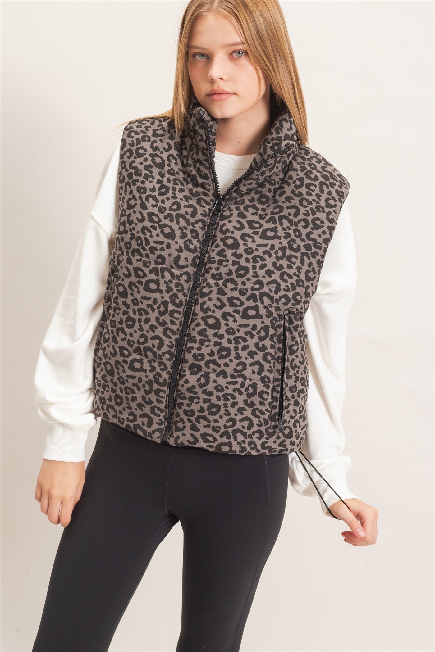Wholesale Leopard Quilted Zip Up Puffer Vest Outerwear HF26F205 BLACK HYFVE