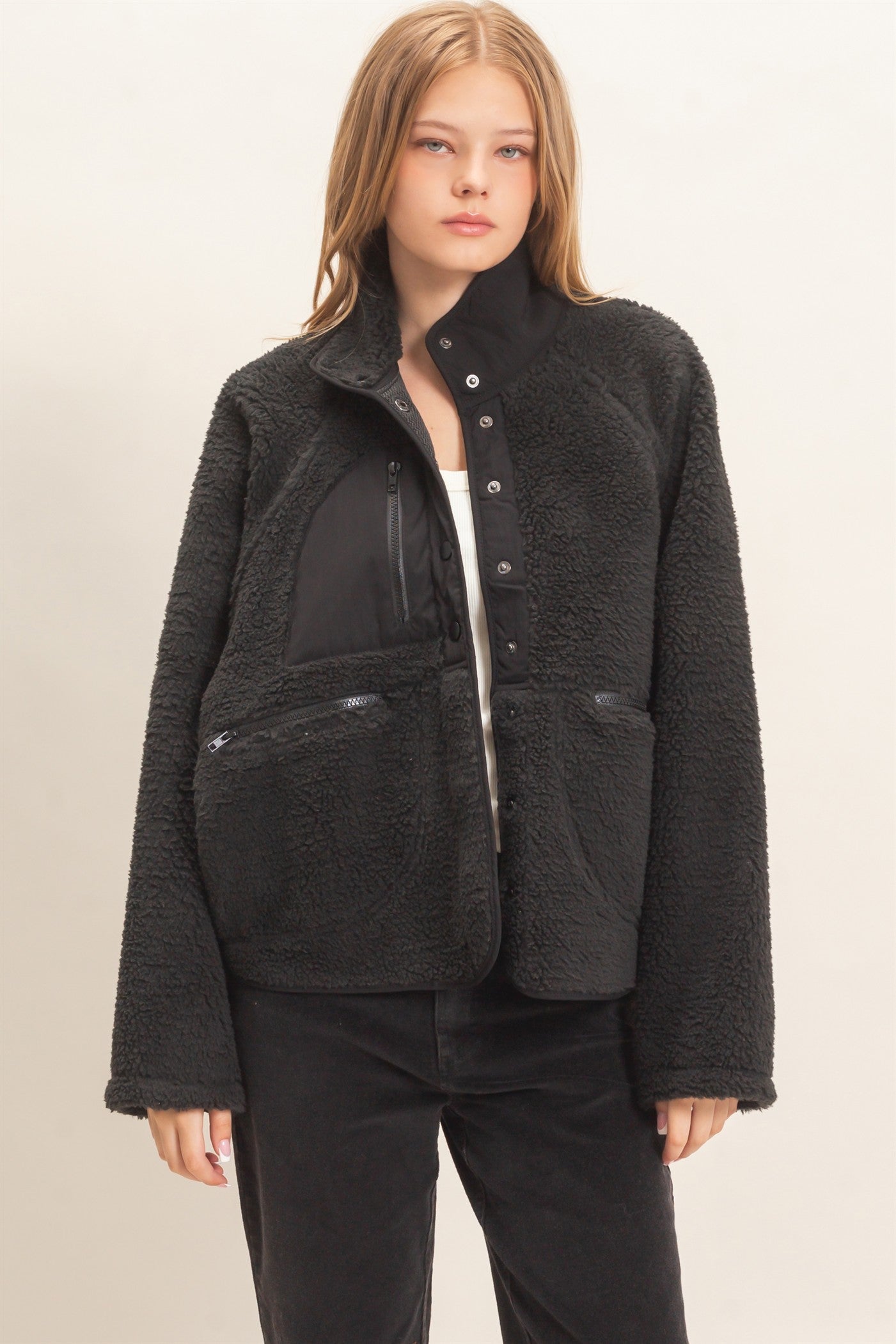 Wholesale Sherpa Fleece Jacket Coats & Jackets HF26E077 BLACK HYFVE