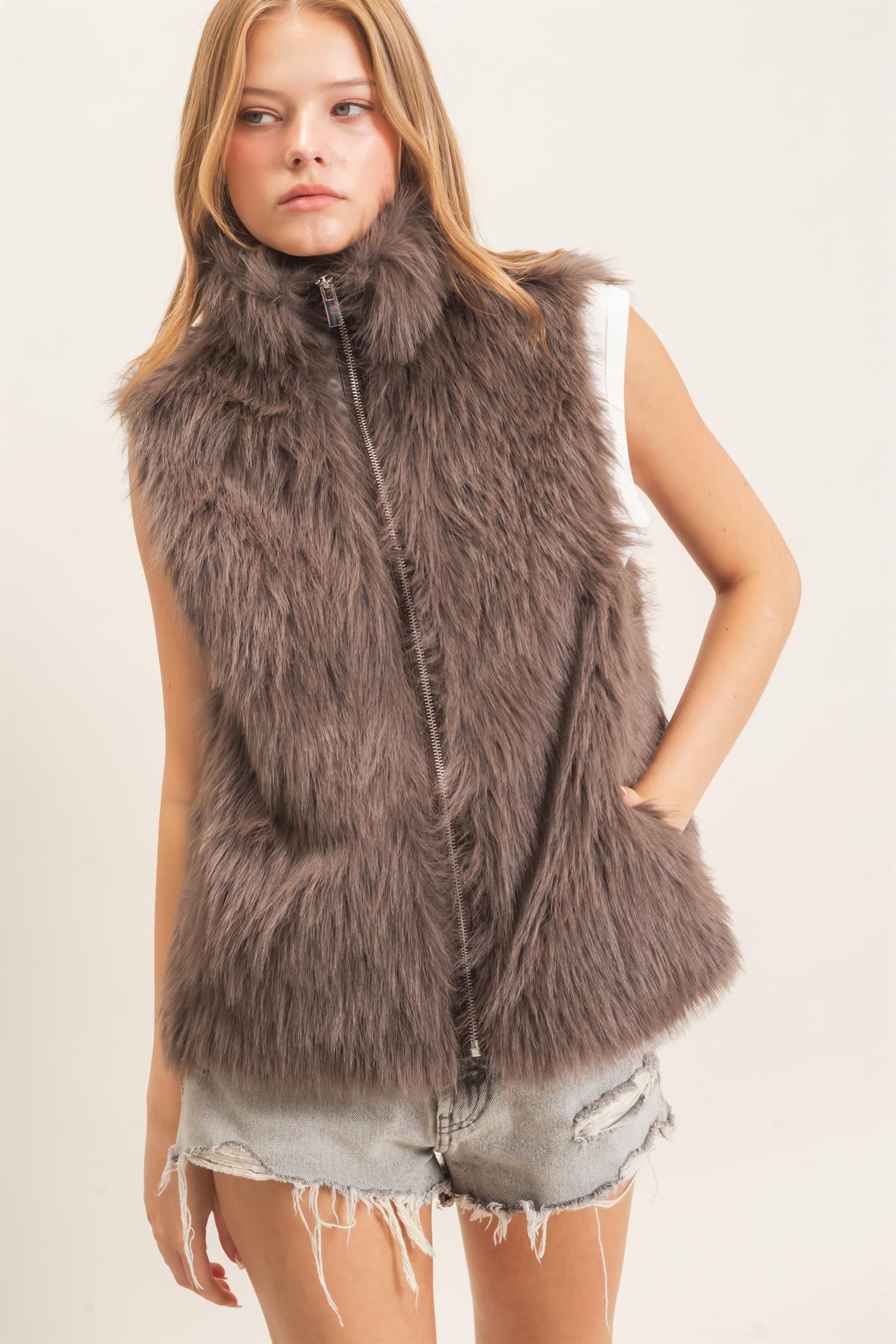 Wholesale Faux Fur Zip-Up Outerwear Vest Vests HF26E532 BROWN HYFVE