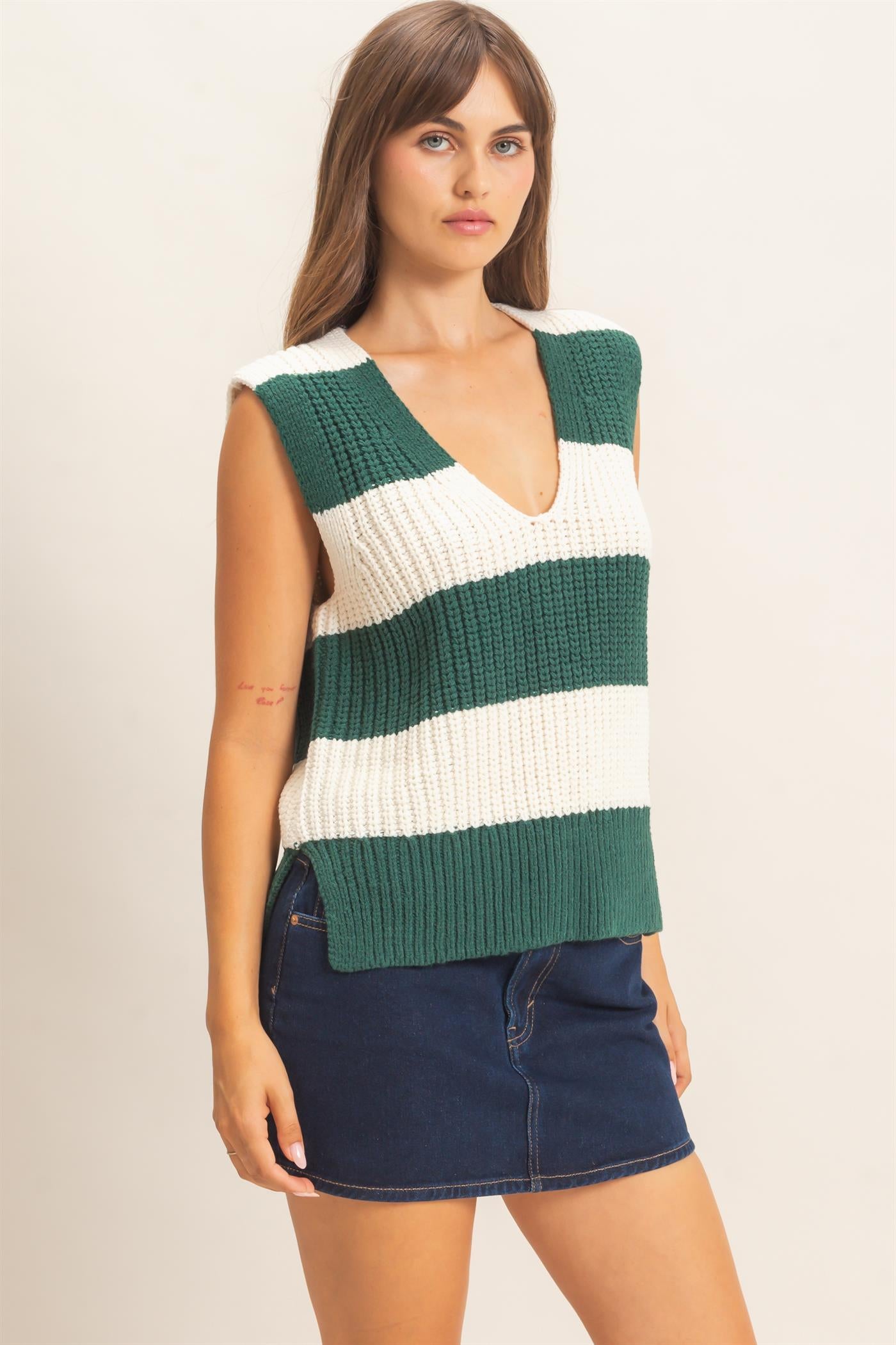 Wholesale V-Neck Striped Sweater Vest Sweaters HF26E482-D GREEN HYFVE
