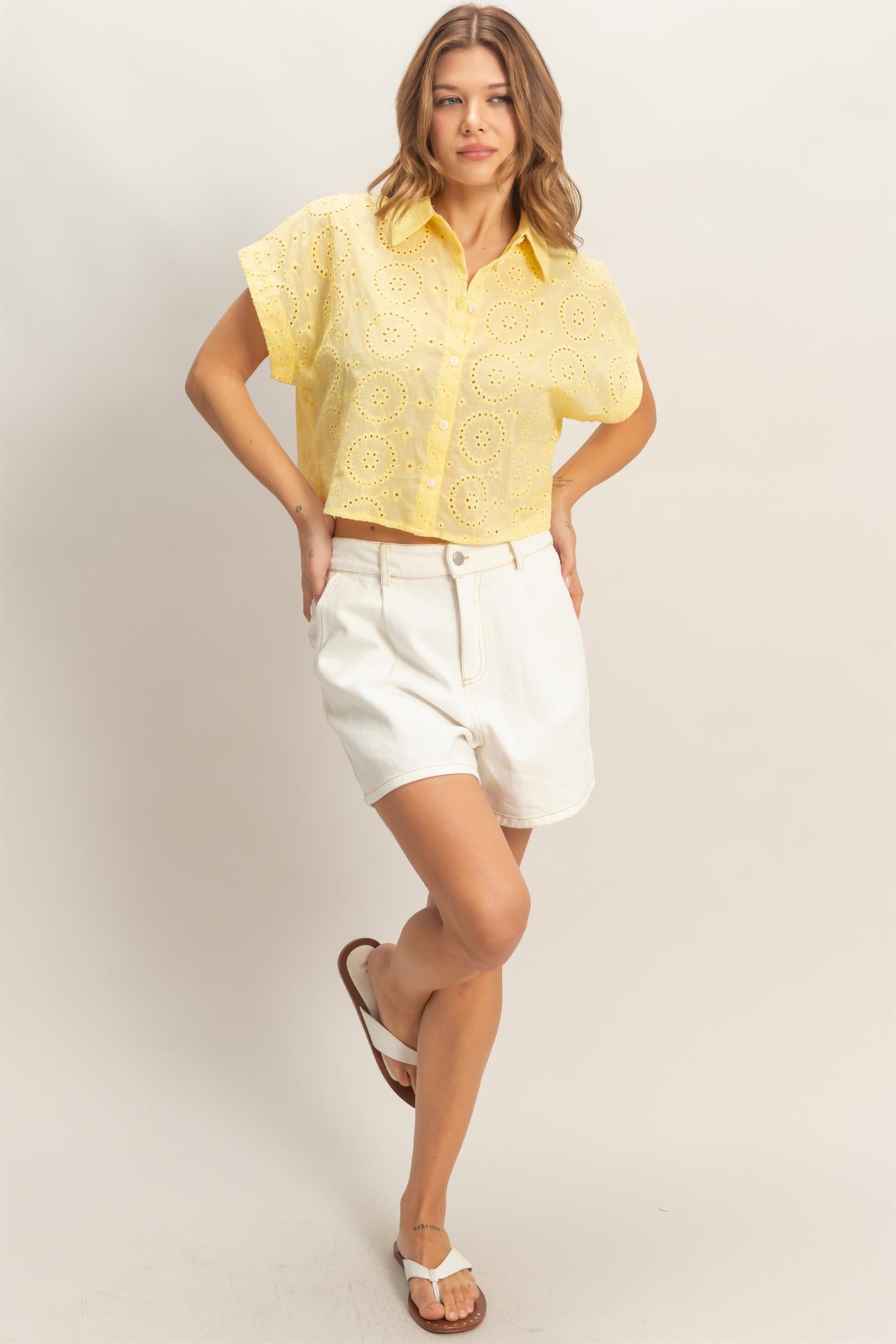 Wholesale Enzyme Wash Denim Shorts Shorts HF26A152-D WHITE HYFVE