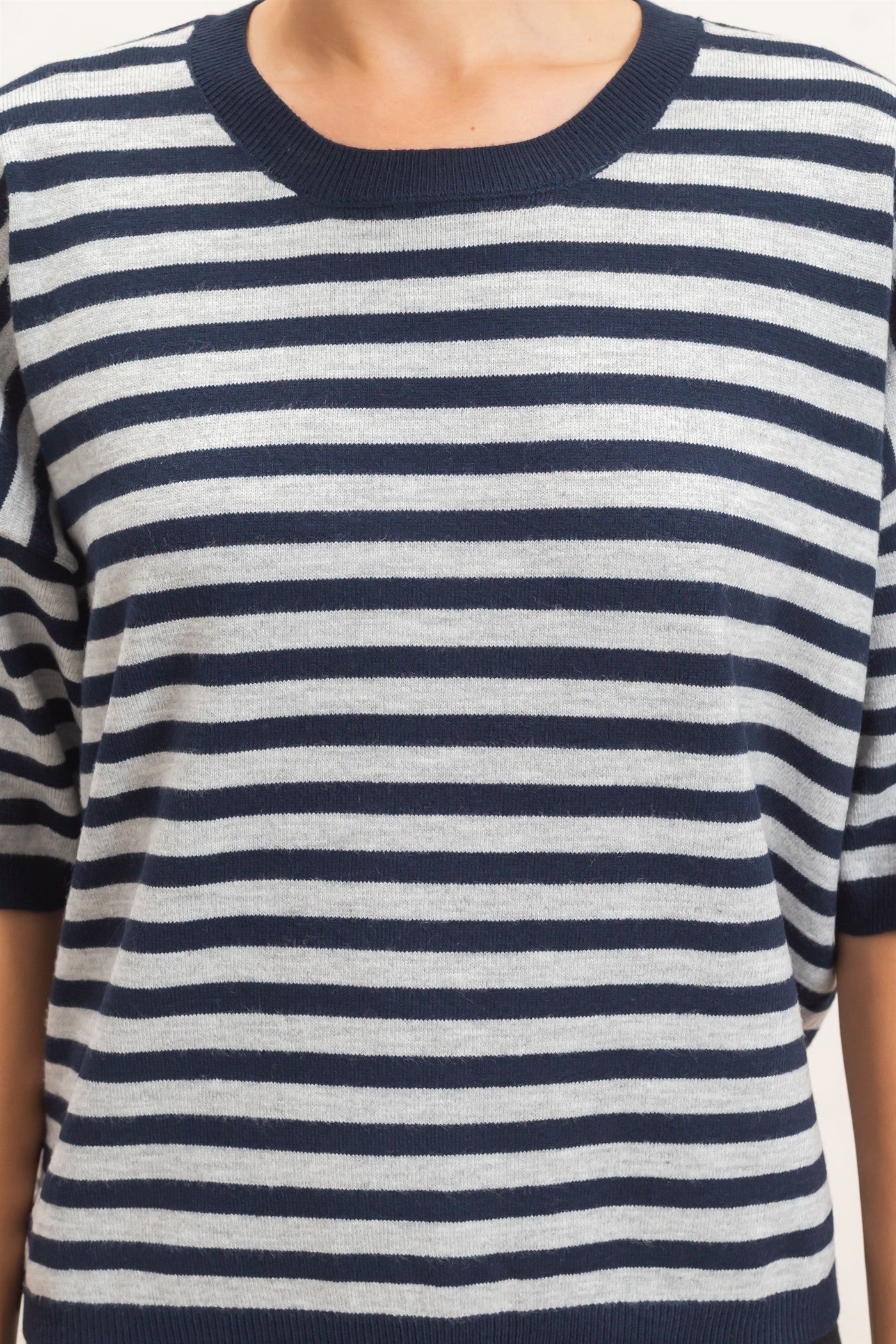 Wholesale Striped Crew Neck Sweater Sweaters HF26E234 NAVY HYFVE