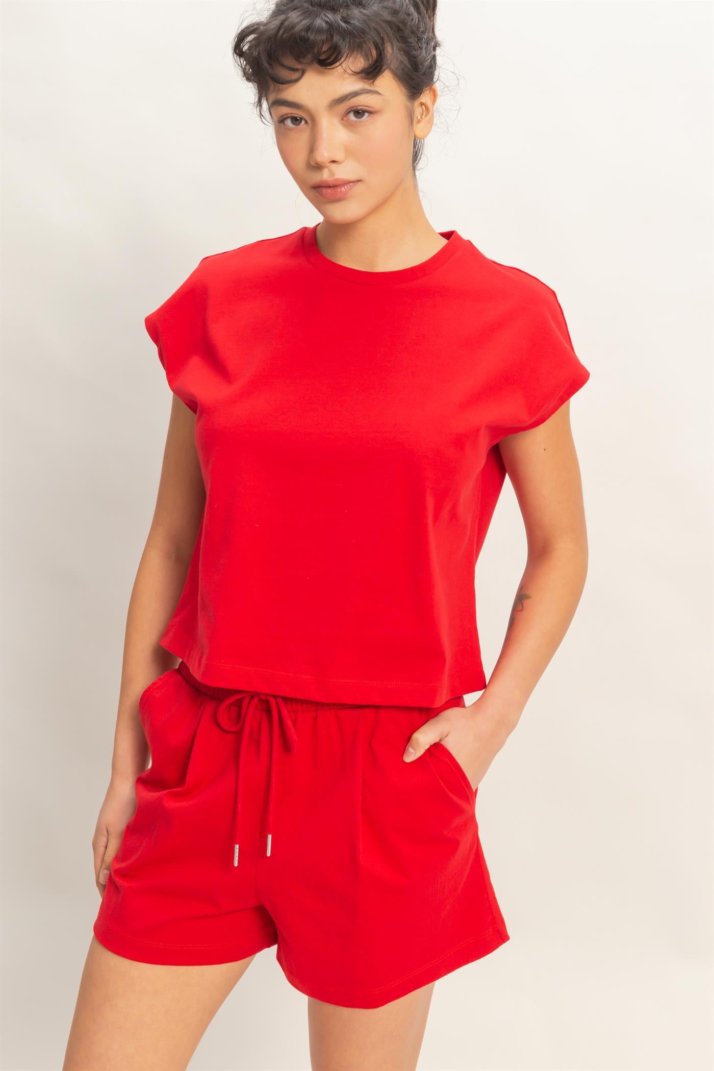 Wholesale Cap Sleeve Boxy Top And Shorts Set Clothing DZ26C543-SET RED DOUBLE ZERO