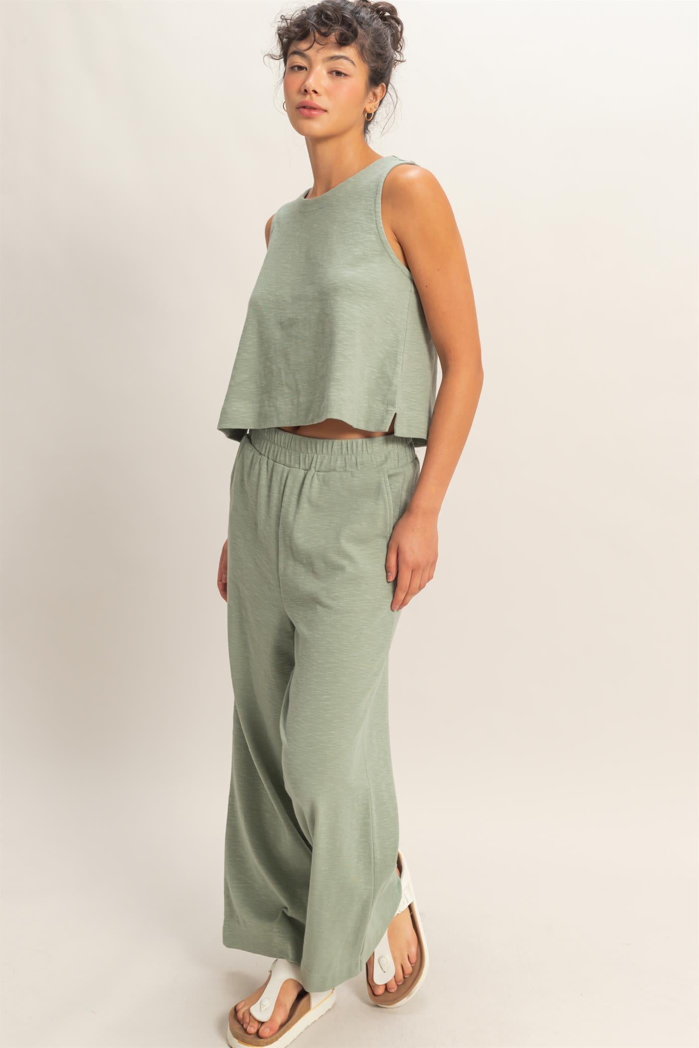 Wholesale Sleeveless Boxy Fit Crew Neck Top Clothing Tops DZ26C090 SAGE GREEN DOUBLE ZERO