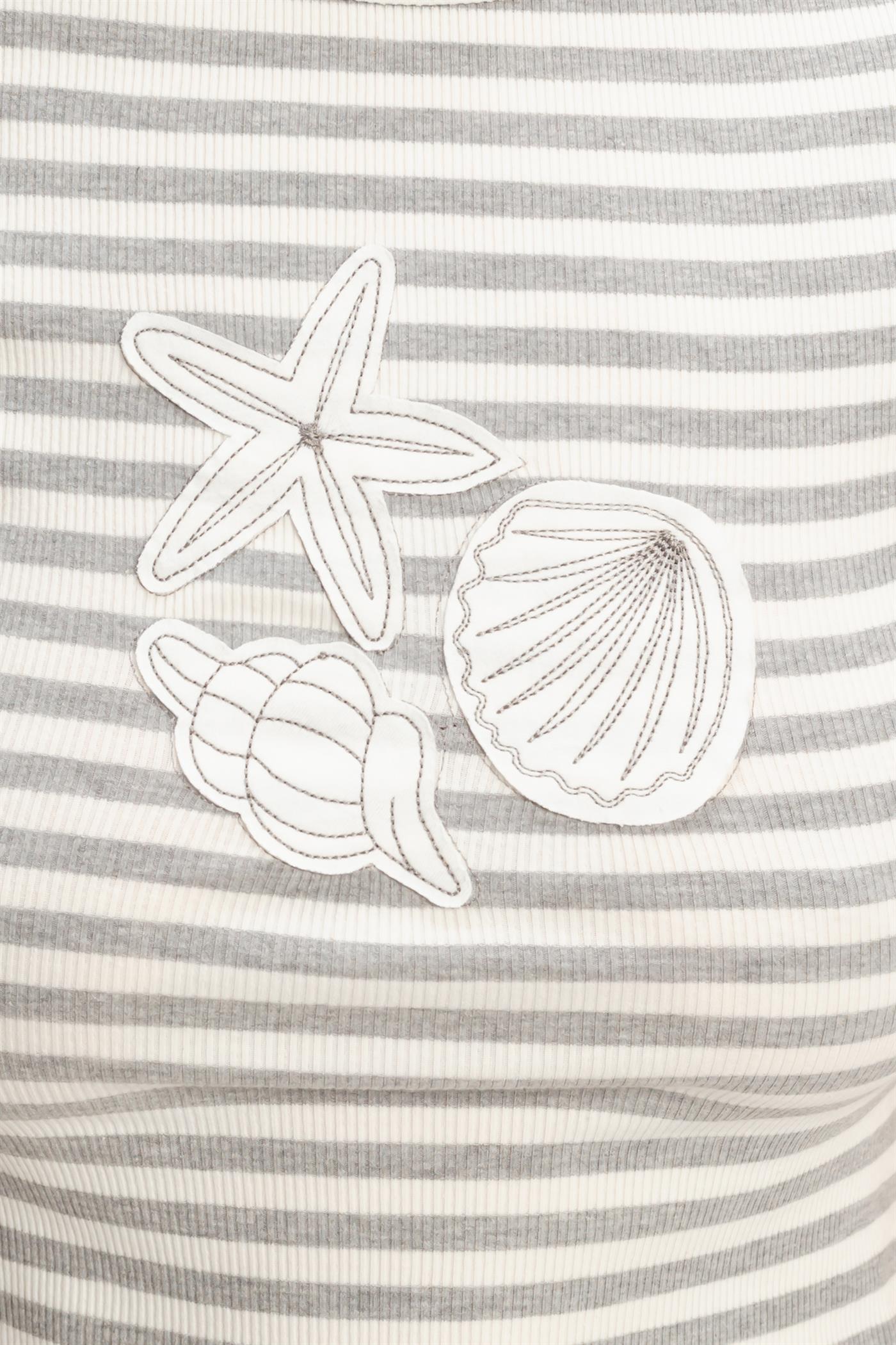 Wholesale Striped Embroidered Patch Top T-Shirts HF26C225 HEATHER GRAY HYFVE