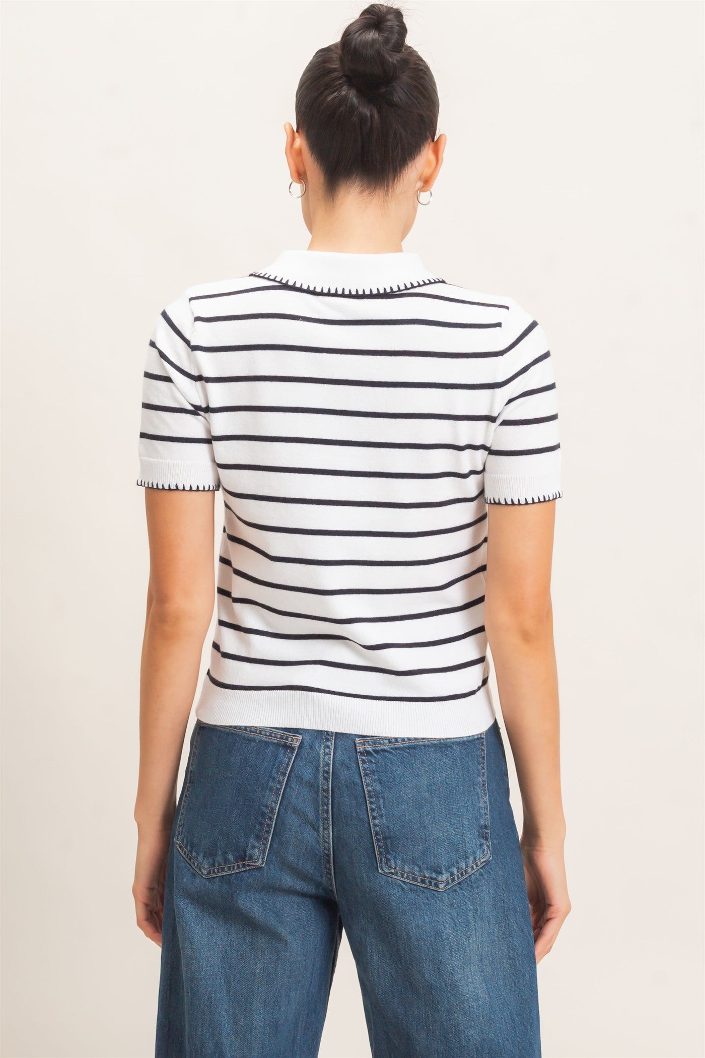 Wholesale Striped Polo Collar Sweater Sweaters HF26E233 WHITE HYFVE