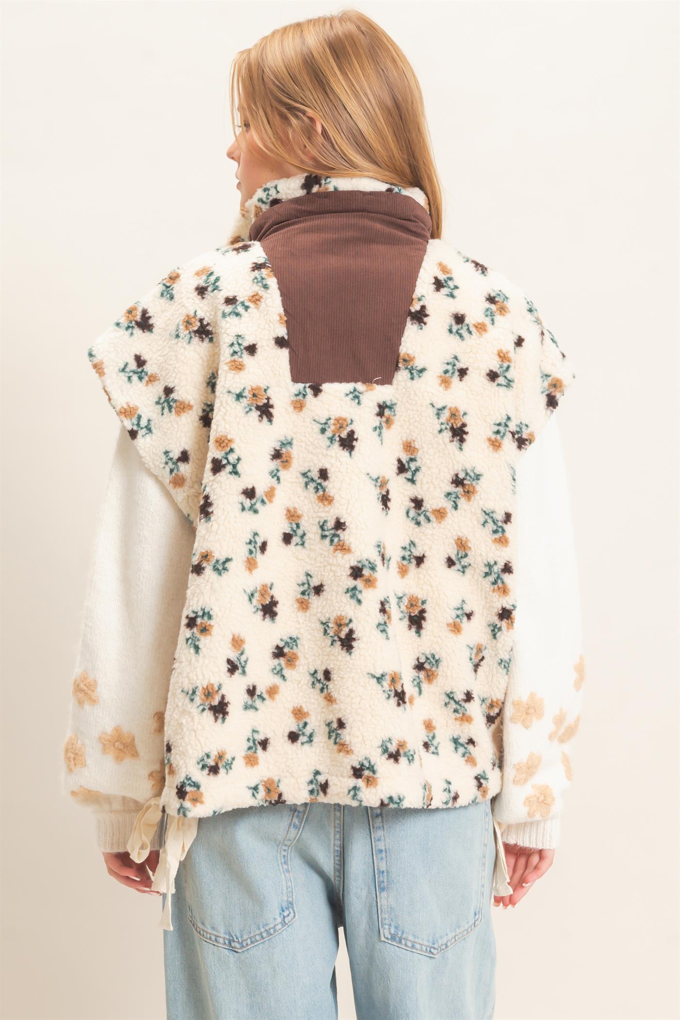 Wholesale Floral Sherpa Vest With Corduroy Vests HF26F073 BROWN HYFVE