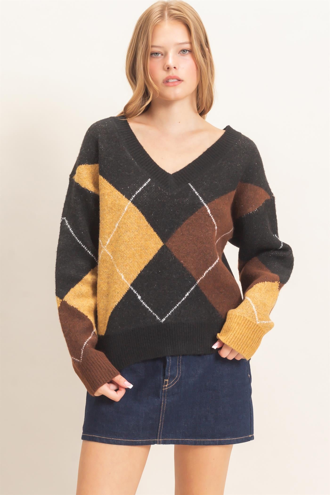 Wholesale Argyle Pattern V-Neck Sweater Sweaters HF26E475 BLACK HYFVE