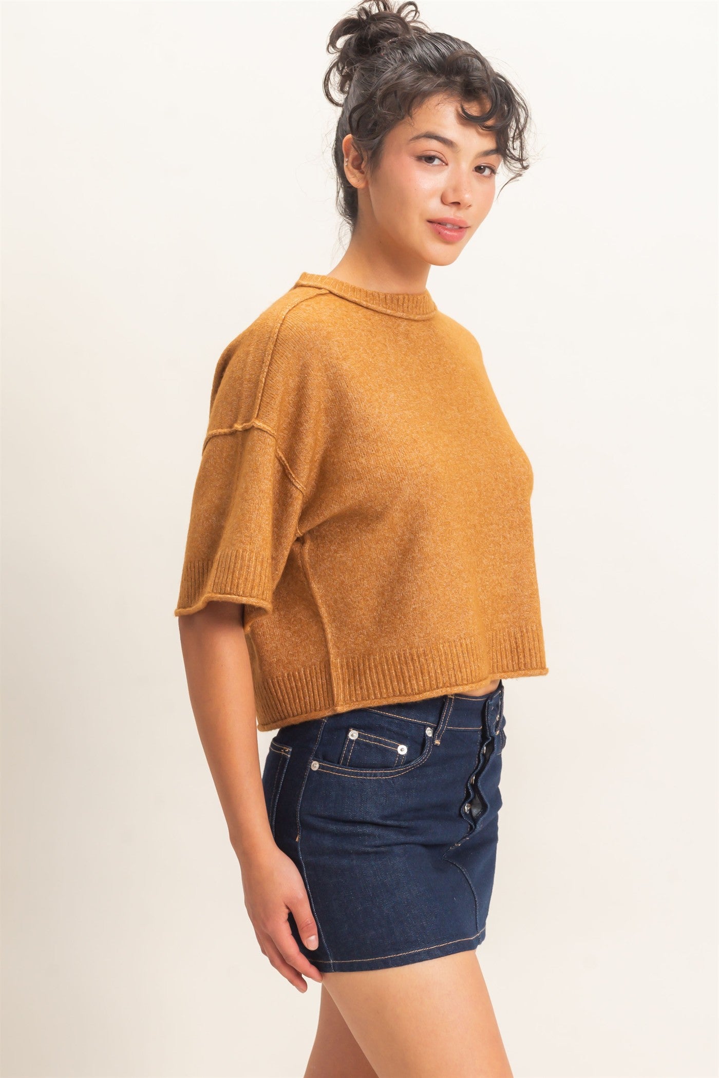 Wholesale Seam Detail Short Sleeve Knit Top Clothing Tops DZ26A827 CAMEL DOUBLE ZERO