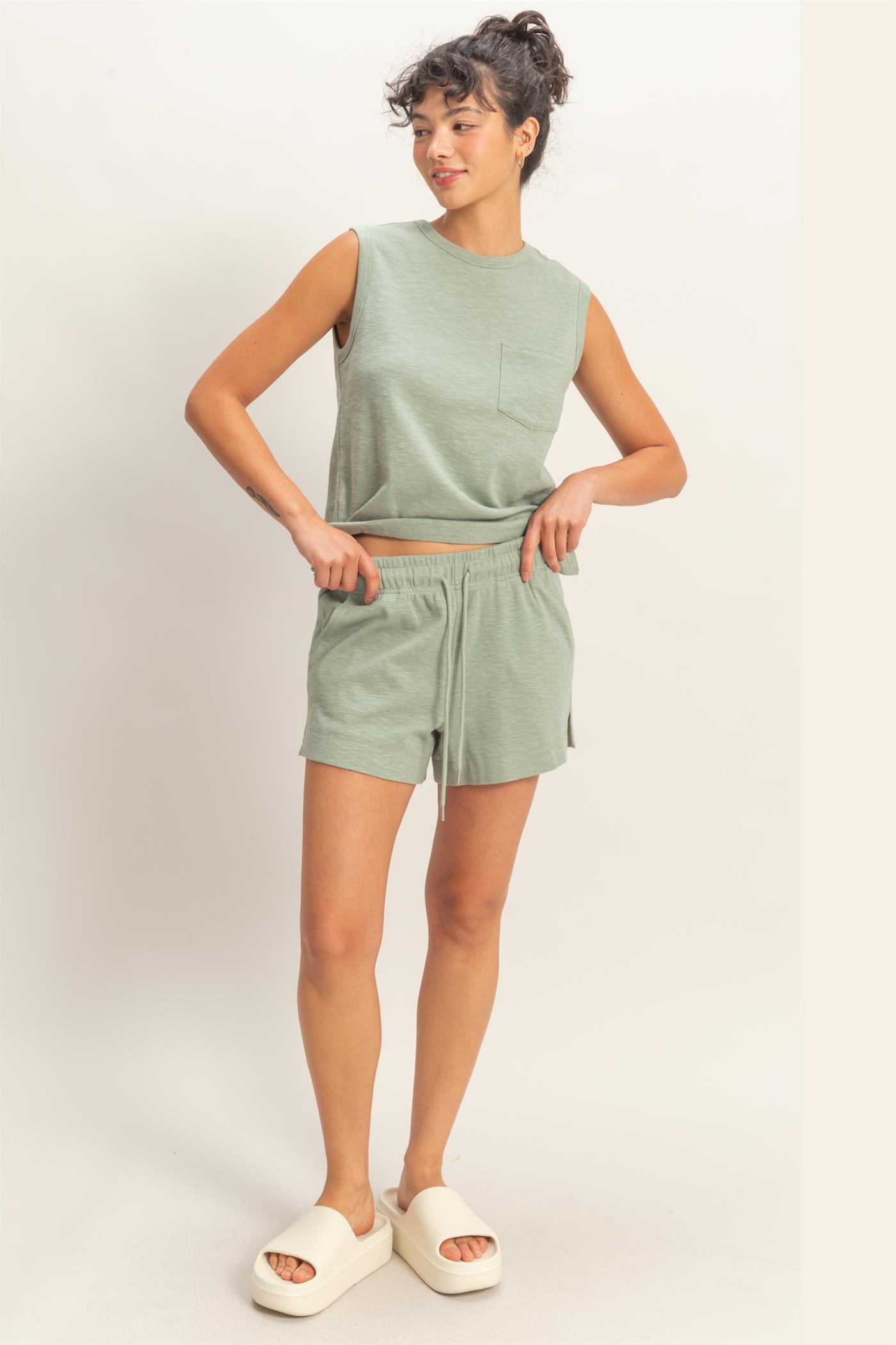 Wholesale Sleeveless Cotton Top With Pocket Clothing Tops DZ26A234 SAGE GREEN DOUBLE ZERO