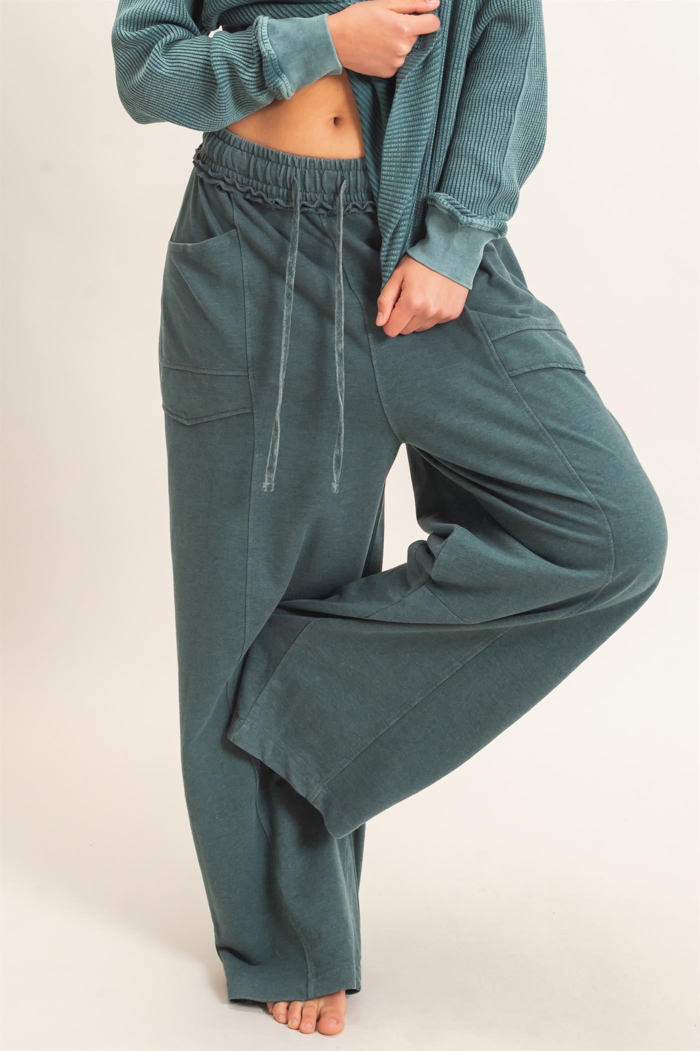 Wholesale Mineral Washed Barrel Sweatpants Pants DZ26F246 DARK GREEN DOUBLE ZERO