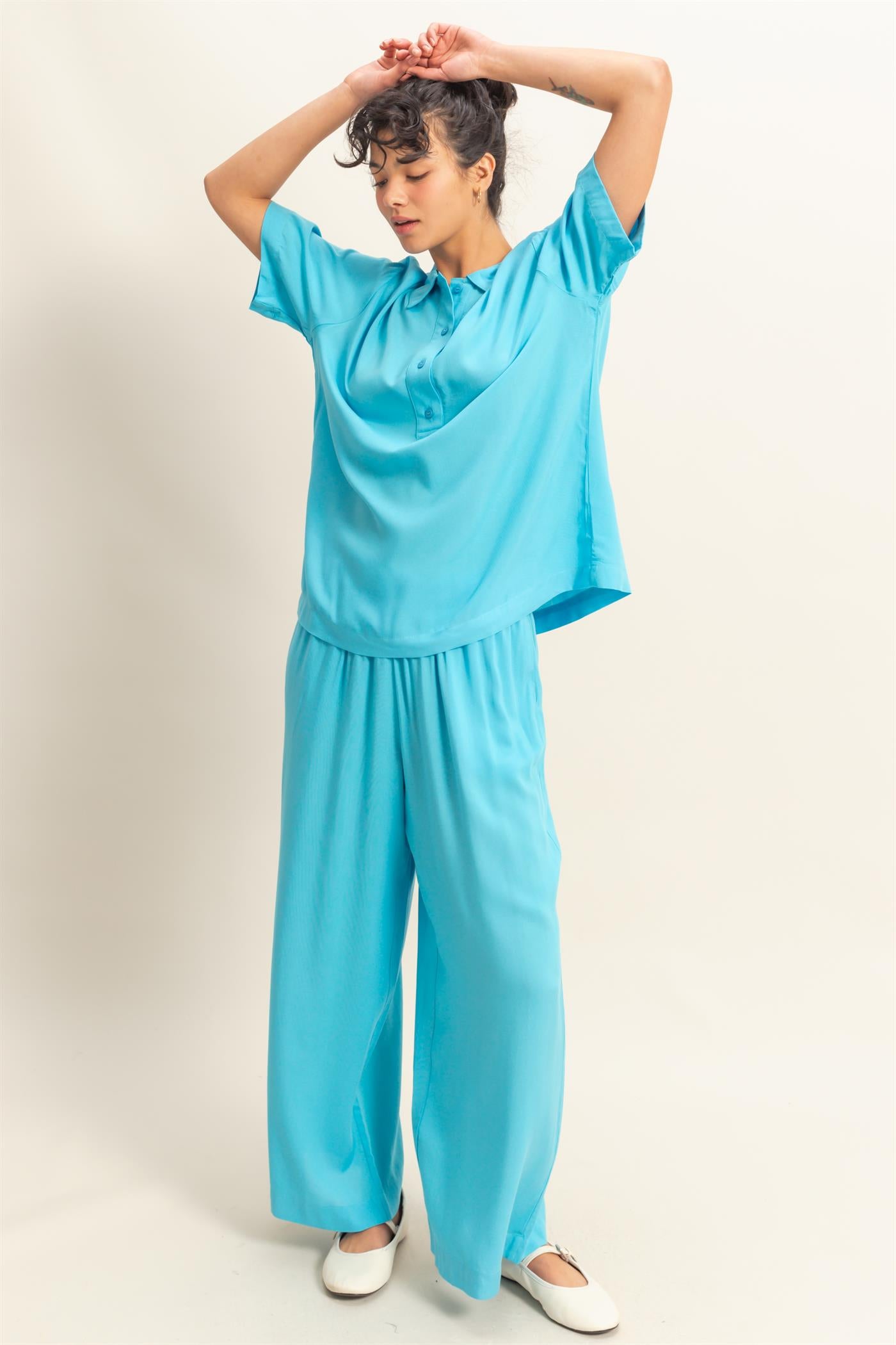 Wholesale Woven Half Button-Up Relaxed Top Clothing Tops DZ25C814 AQUA BLUE DOUBLE ZERO