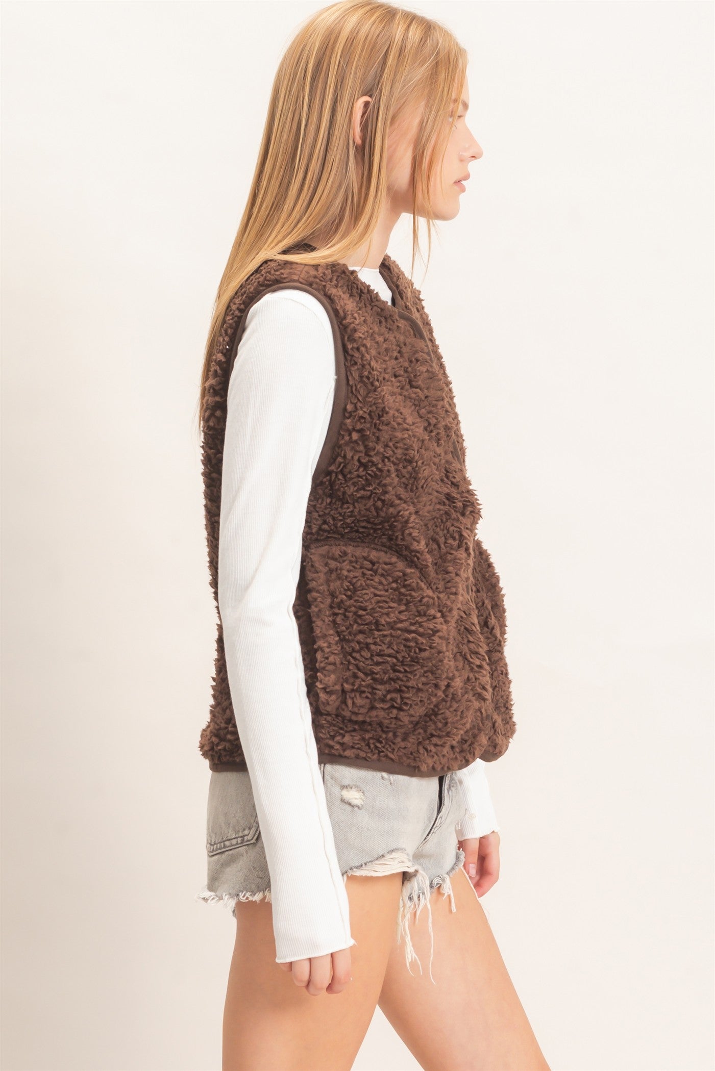 Wholesale Button Front Sherpa Vest With Patch Pockets Vests HF27A010 DARK BROWN HYFVE