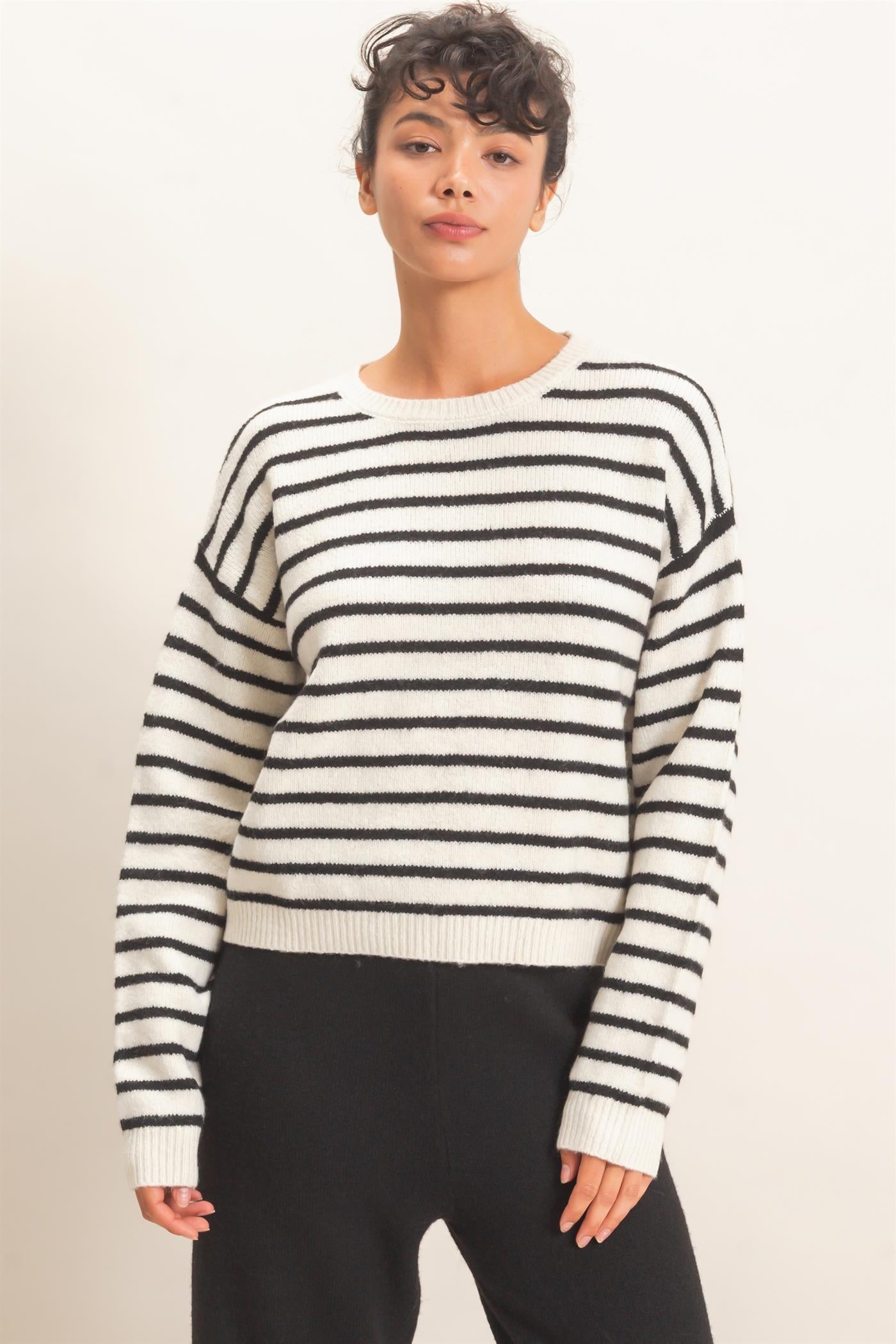 Wholesale Striped Crew Neck Sweater Sweaters DZ26C612 CREAM DOUBLE ZERO