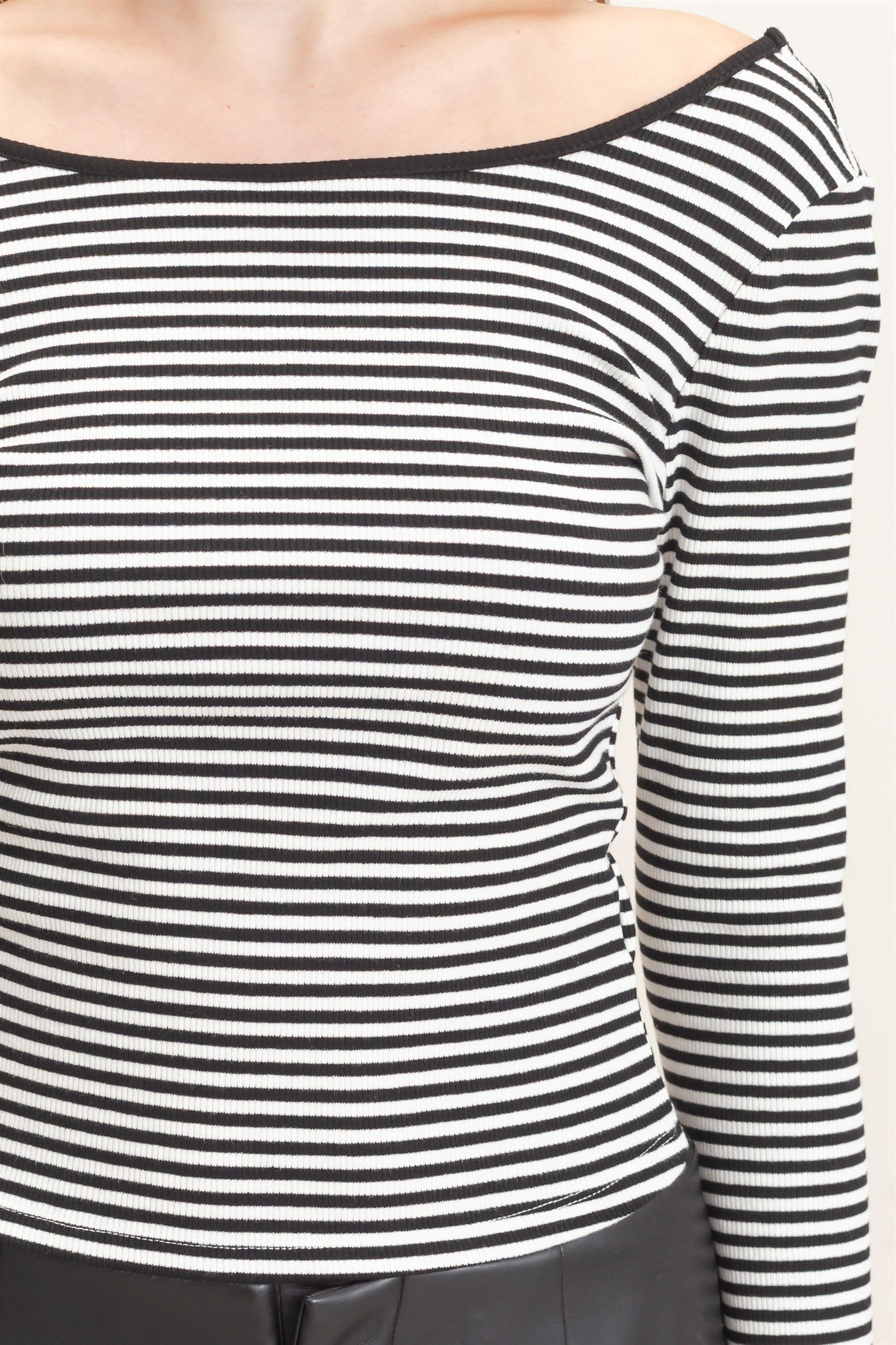 Wholesale Striped Boat Neck Long Sleeve Top Clothing Tops HF26F080 BLACK/WHITE HYFVE