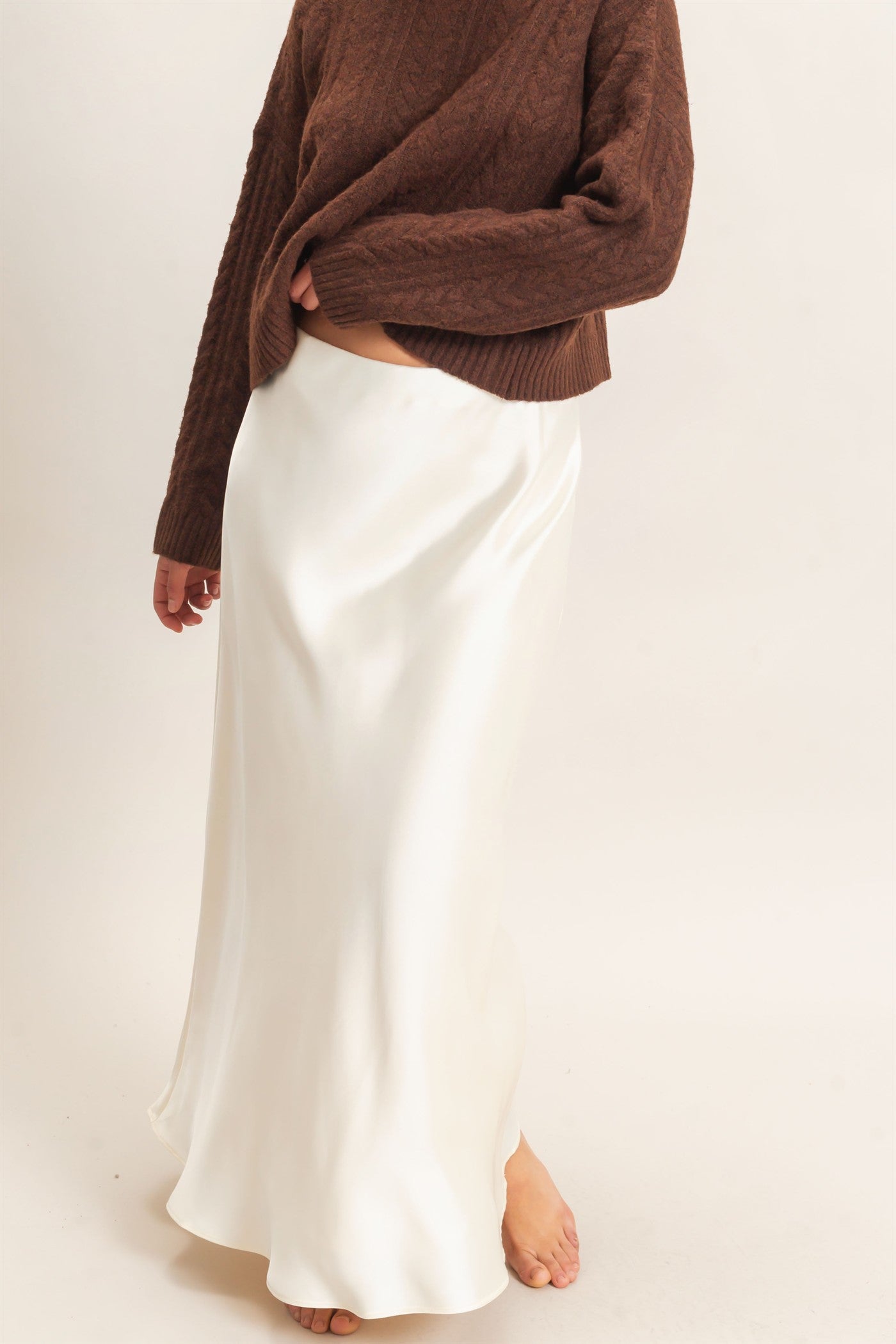 Wholesale Satin Maxi Skirt Skirts DZ26C970 CREAM DOUBLE ZERO