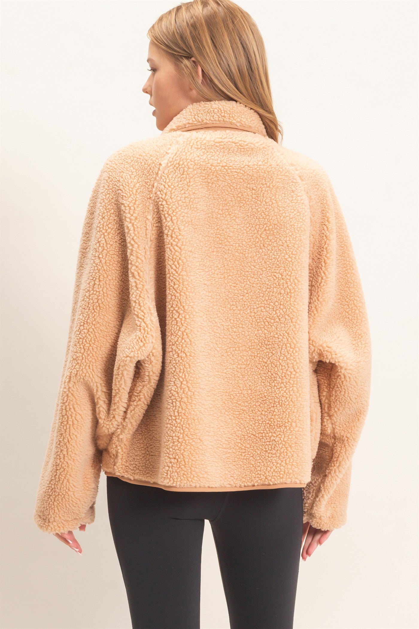 Wholesale Sherpa Fleece Jacket Coats & Jackets HF26E077 BEIGE HYFVE
