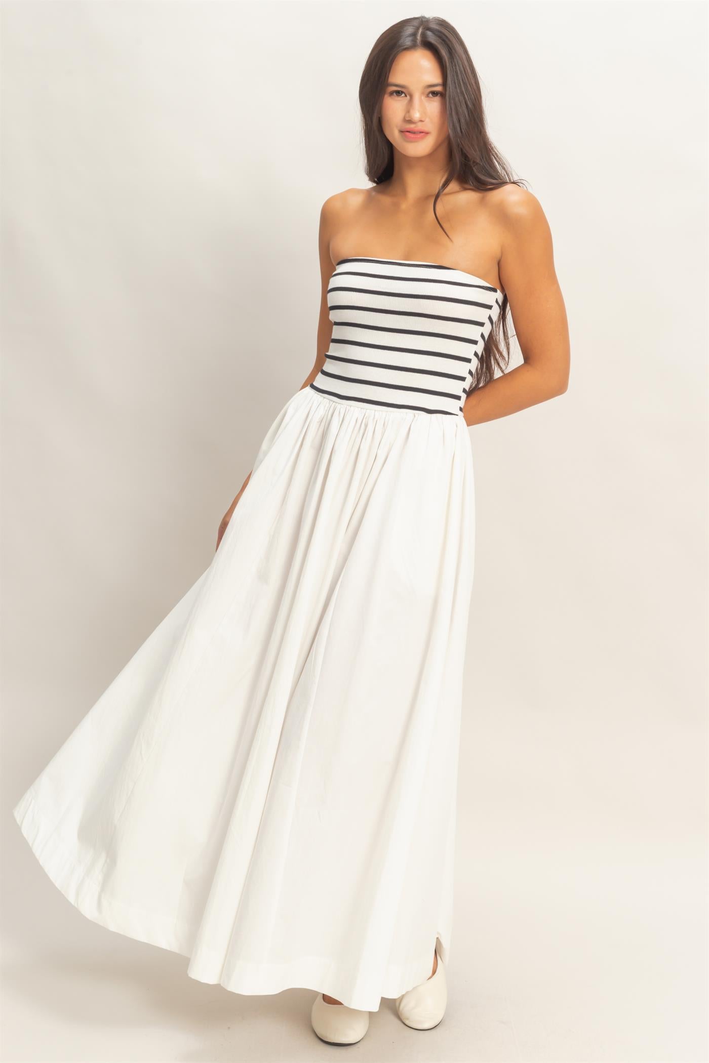 Wholesale Striped Strapless Flowy Midi Dress Dresses DZ26C169 WHITE DOUBLE ZERO