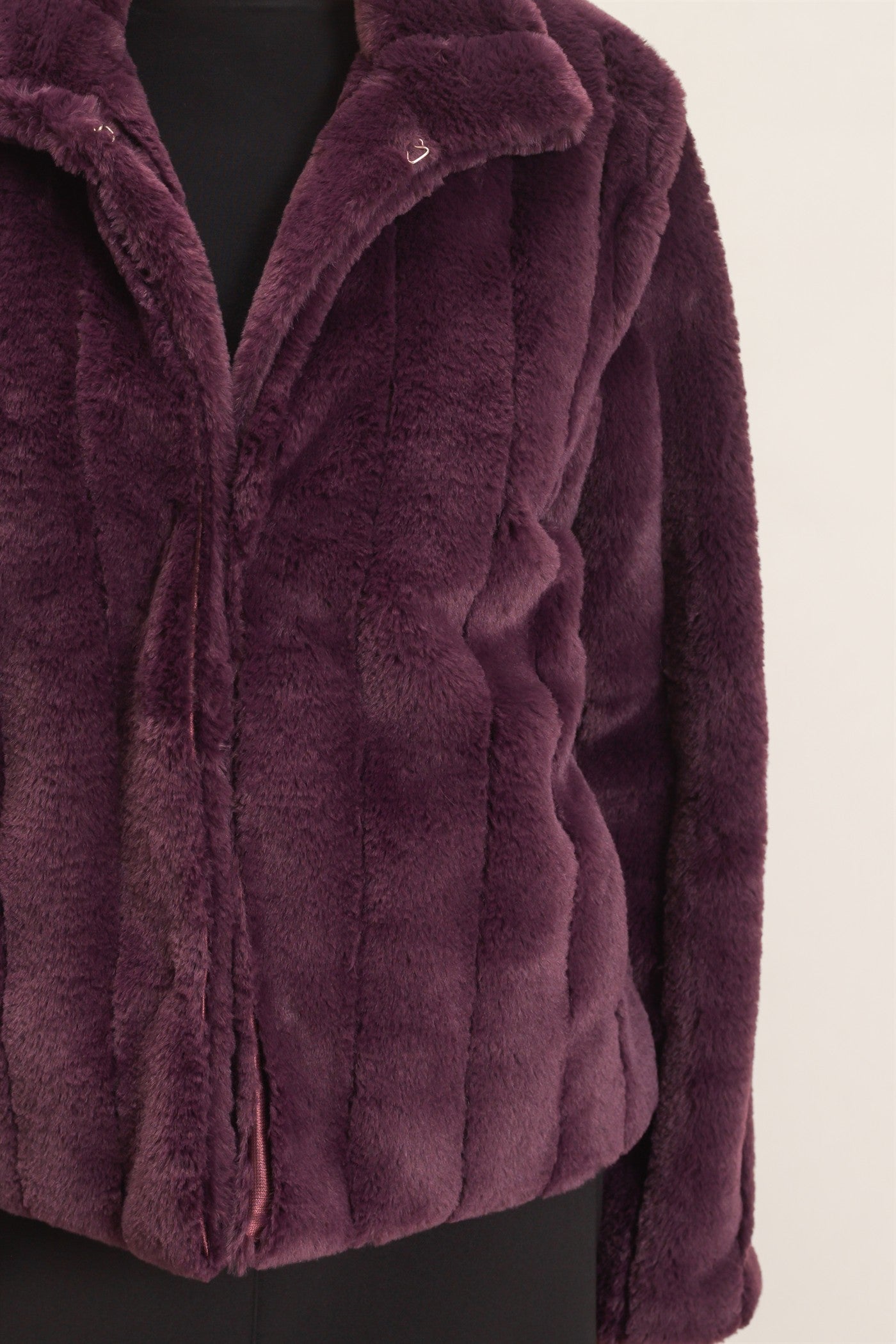 Wholesale Faux Fur Jacket Coats & Jackets HF26F203 PLUM WINE HYFVE