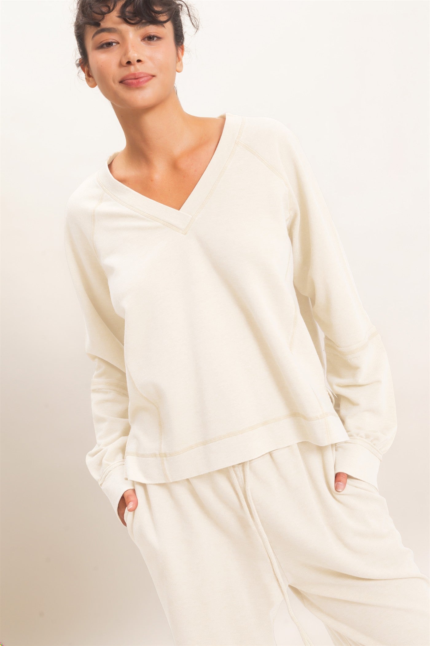 Wholesale Mineral Wash V-Neck Seam Detail Sweatshirt Sweatshirts DZ26F014 ALPACA DOUBLE ZERO