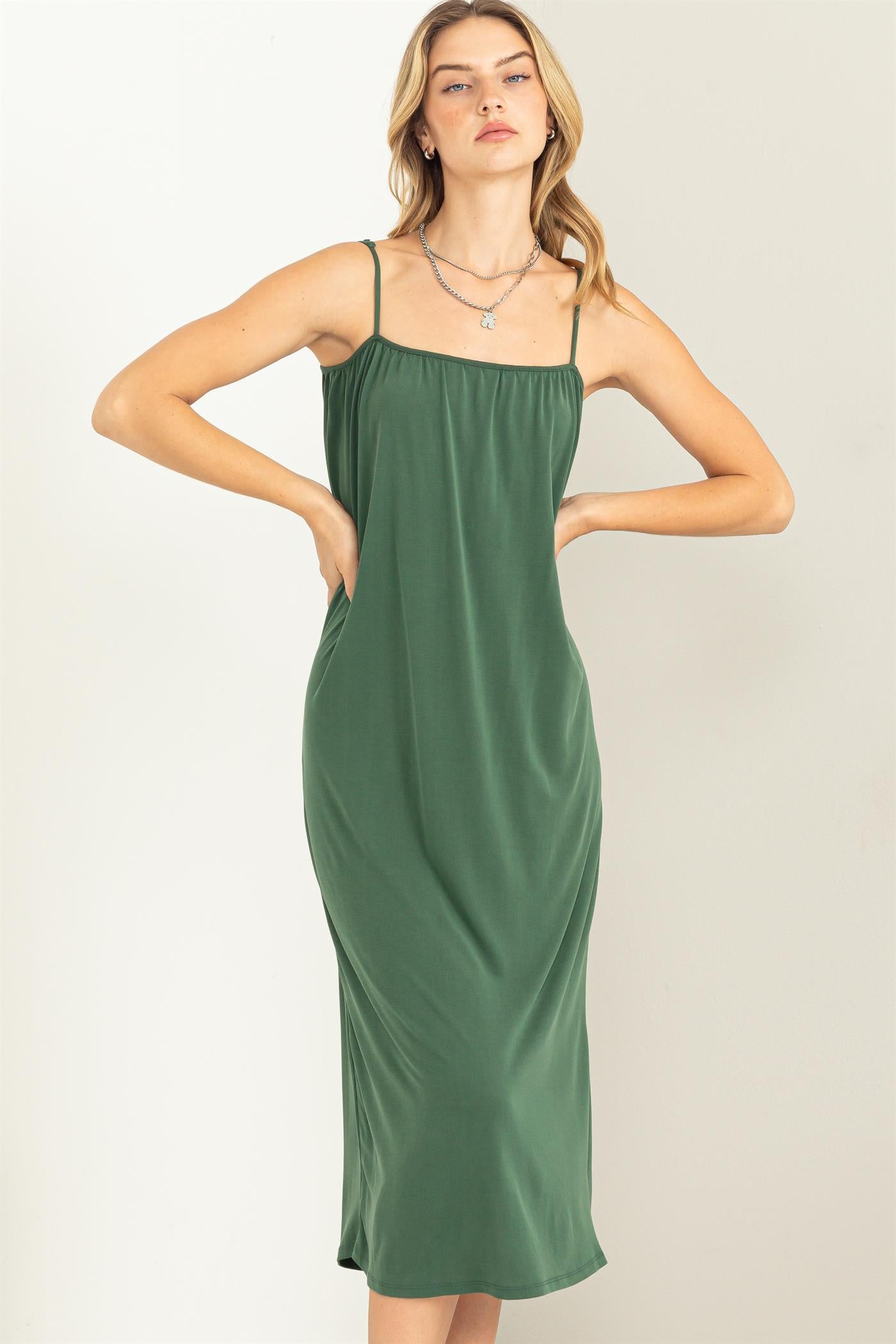 Wholesale Extra Love Tie-Back Midi Dress Dresses DZ22G696 HUNTER GREEN DOUBLE ZERO