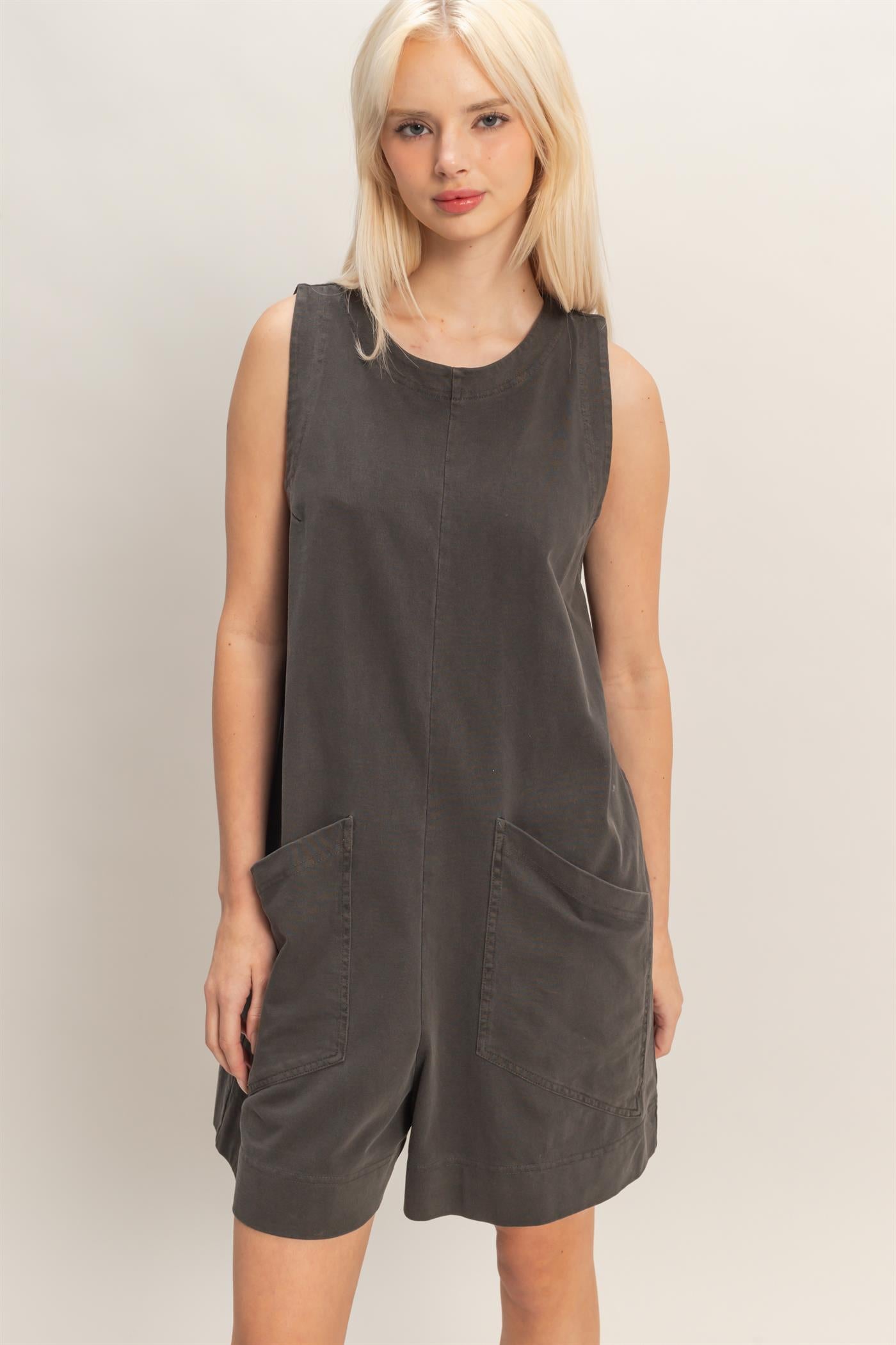 Wholesale Pocket Detail Sleeveless Romper Clothing DZ26A327 BLACK DOUBLE ZERO