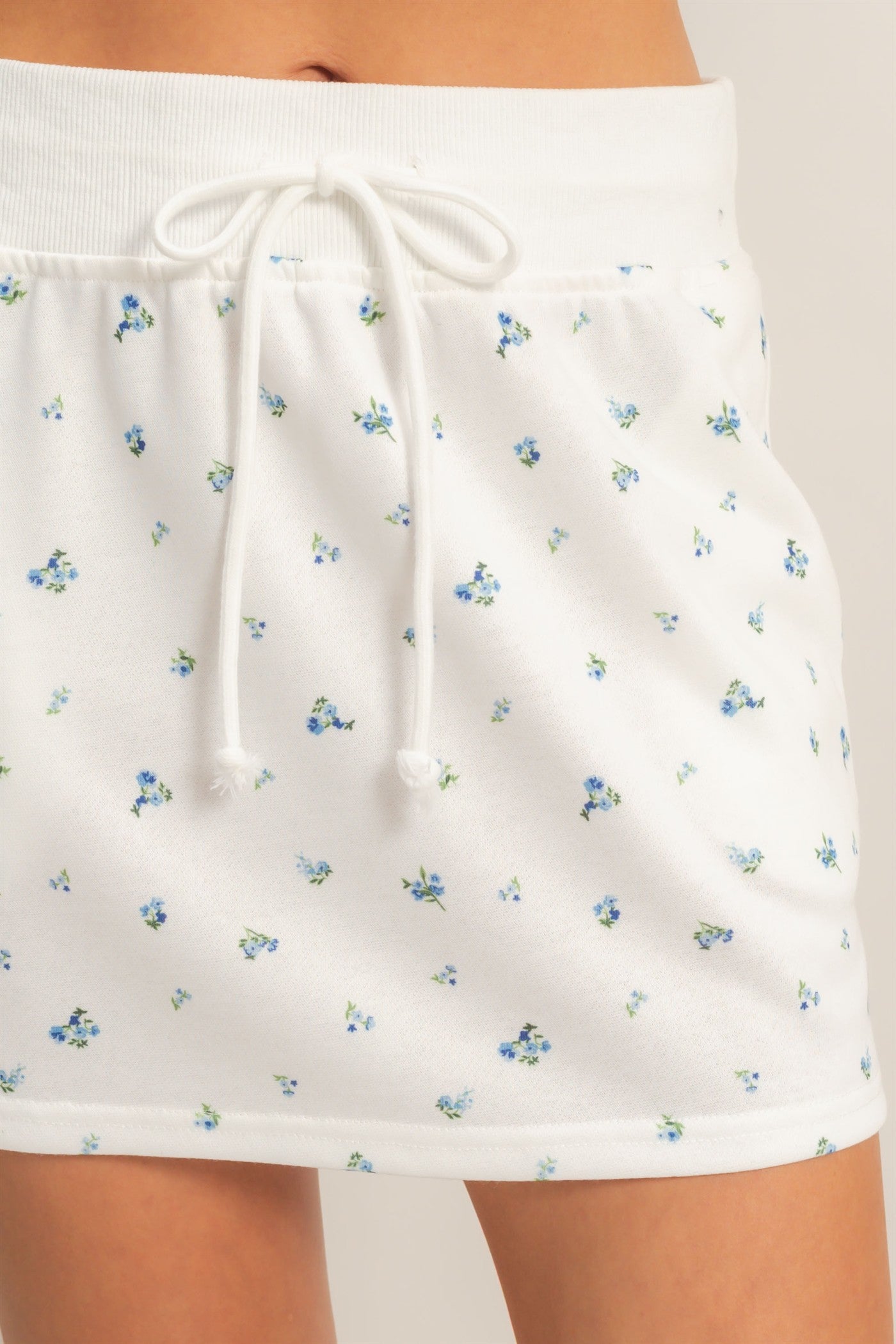 Wholesale Floral Print Skirt Skirts HF26C373 WHITE/BLUE HYFVE