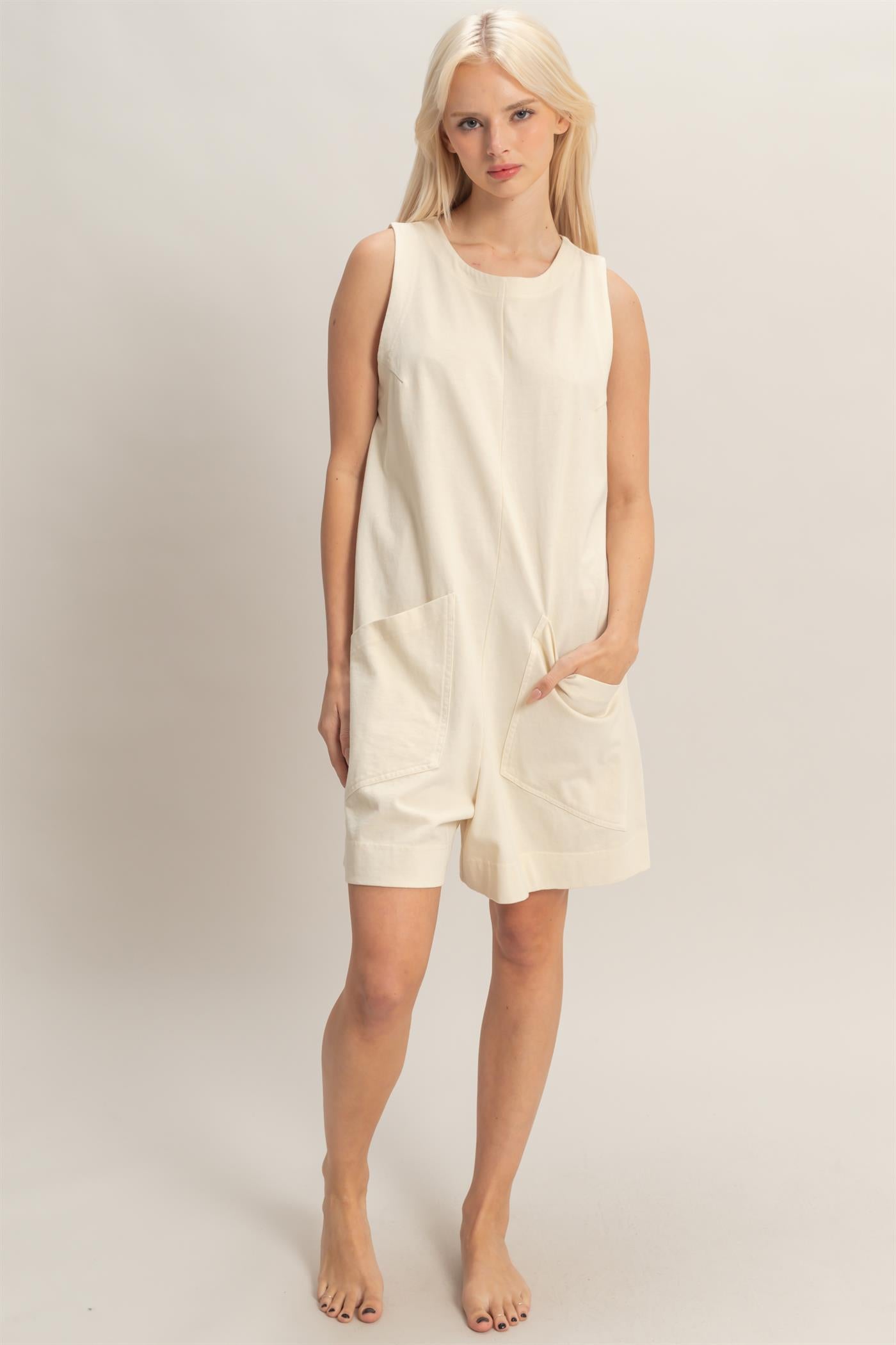 Wholesale Pocket Detail Sleeveless Romper Clothing DZ26A327 ALPACA DOUBLE ZERO