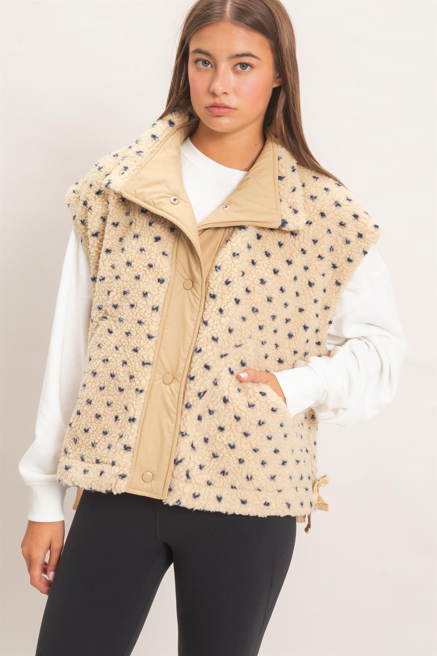 Wholesale Polka Dot Sherpa Vest Outerwear DZ26F260 NAVY DOUBLE ZERO