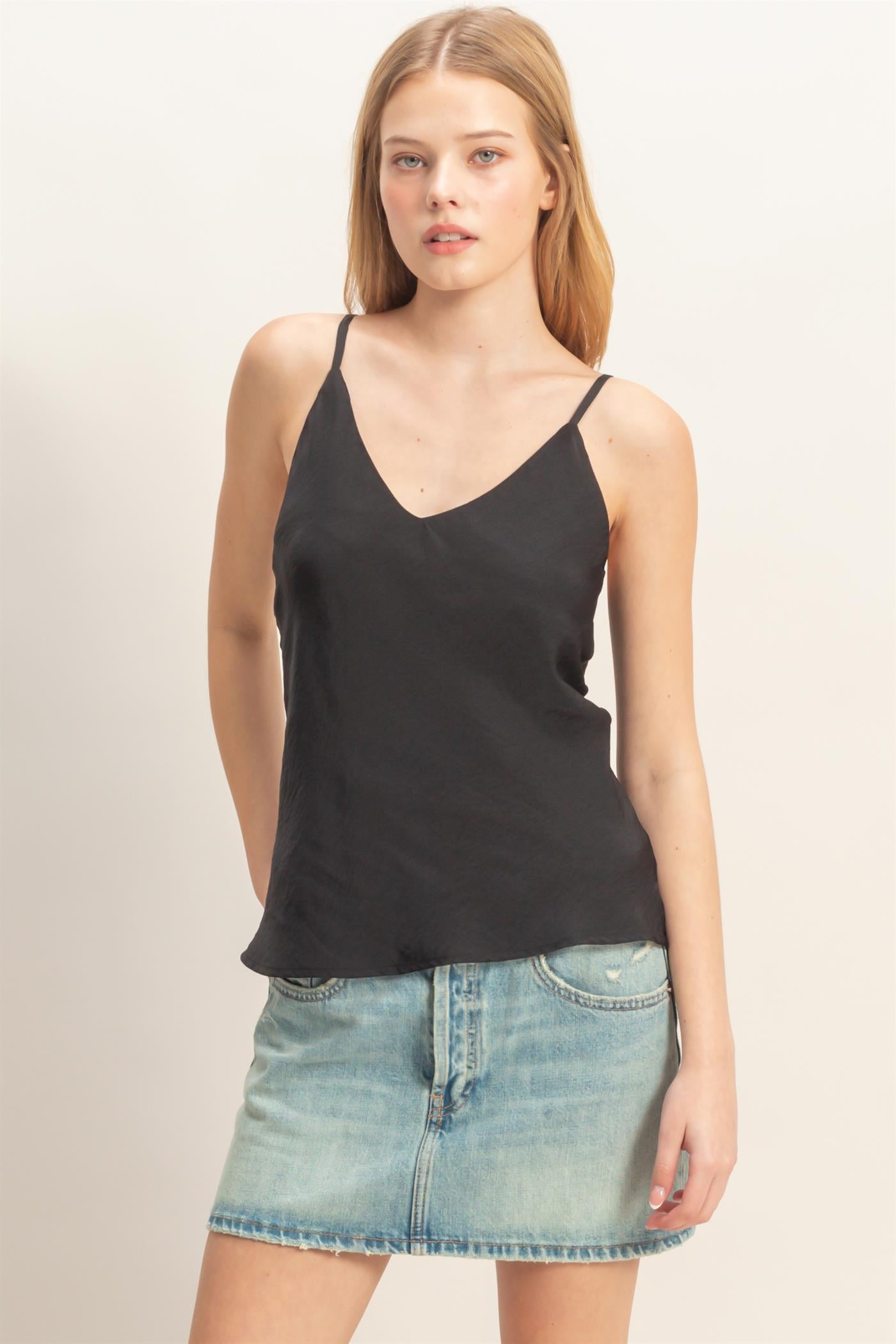 Wholesale Satin Bias V-Neck Camisole Camisoles HF26E318 BLACK HYFVE