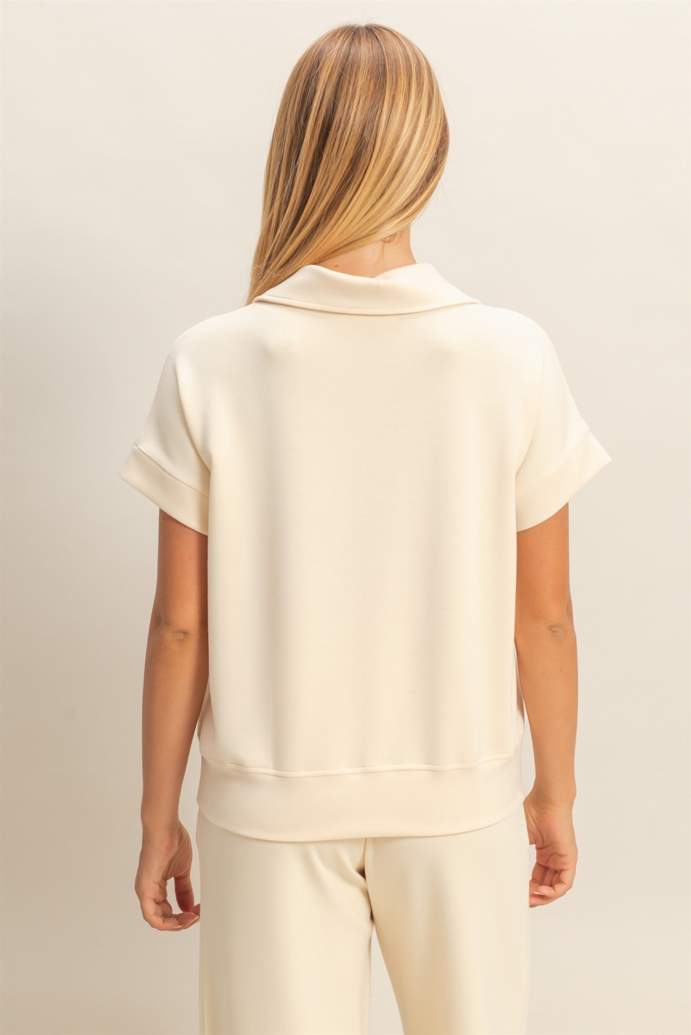 Wholesale Short Sleeve High Neck Half-Zip Top Clothing Tops DZ26C735 ALPACA DOUBLE ZERO