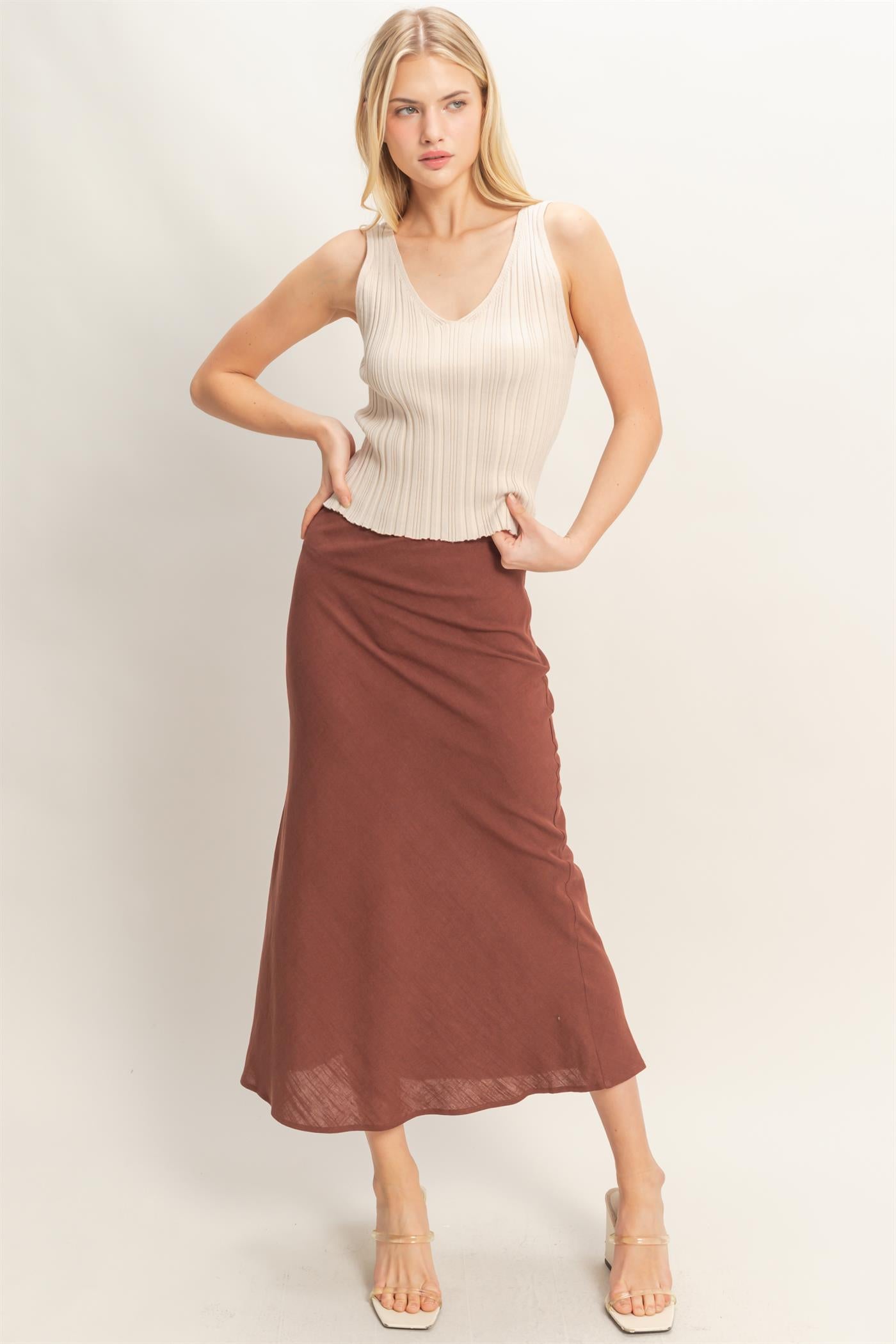 Wholesale Maxi Skirt With Elastic Waistband Skirts HF26A473-D CHOCOLATE HYFVE