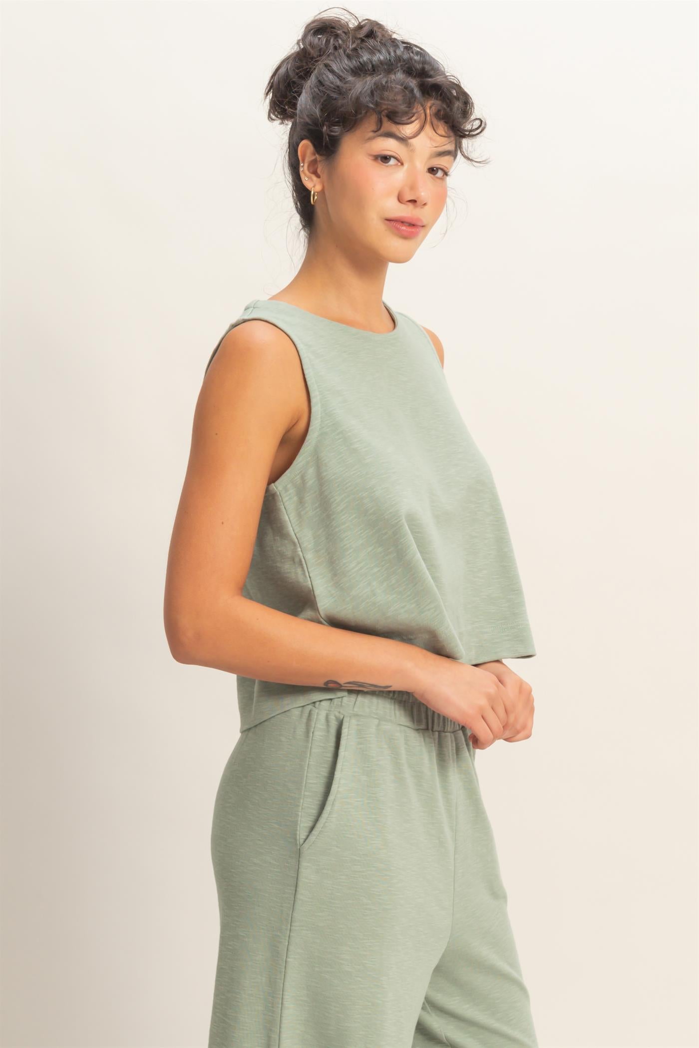Wholesale Sleeveless Boxy Fit Crew Neck Top Clothing Tops DZ26C090 SAGE GREEN DOUBLE ZERO
